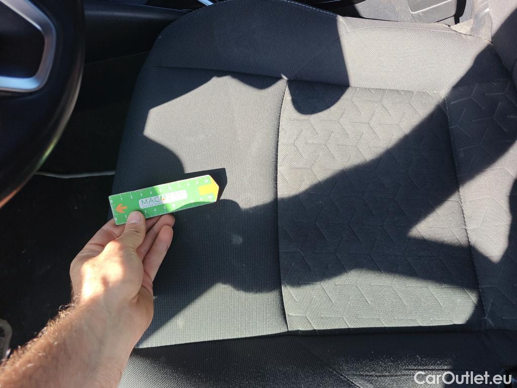  Toyota  Corolla TOYOTA  1.8 125H ACTIVE TECH E-CVT #27