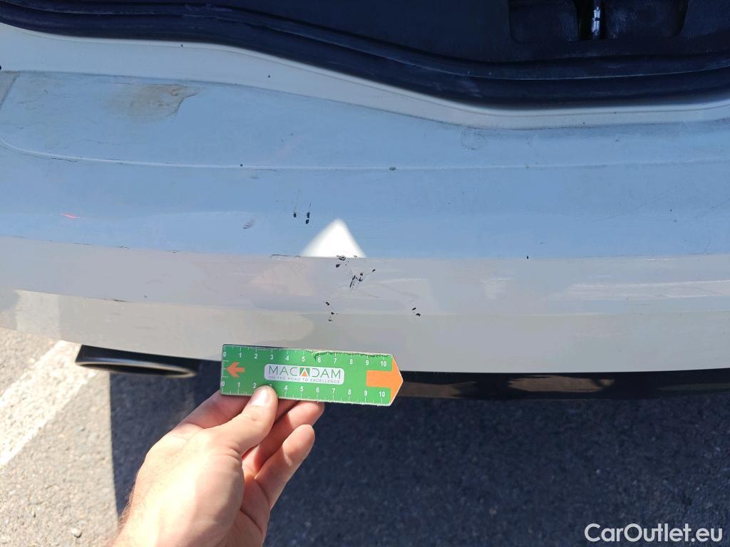  Renault  Megane RENAULT Mégane / 2015 / 5P / familiar Sp. Tourer Zen En. dCi 81kW (110CV) #26