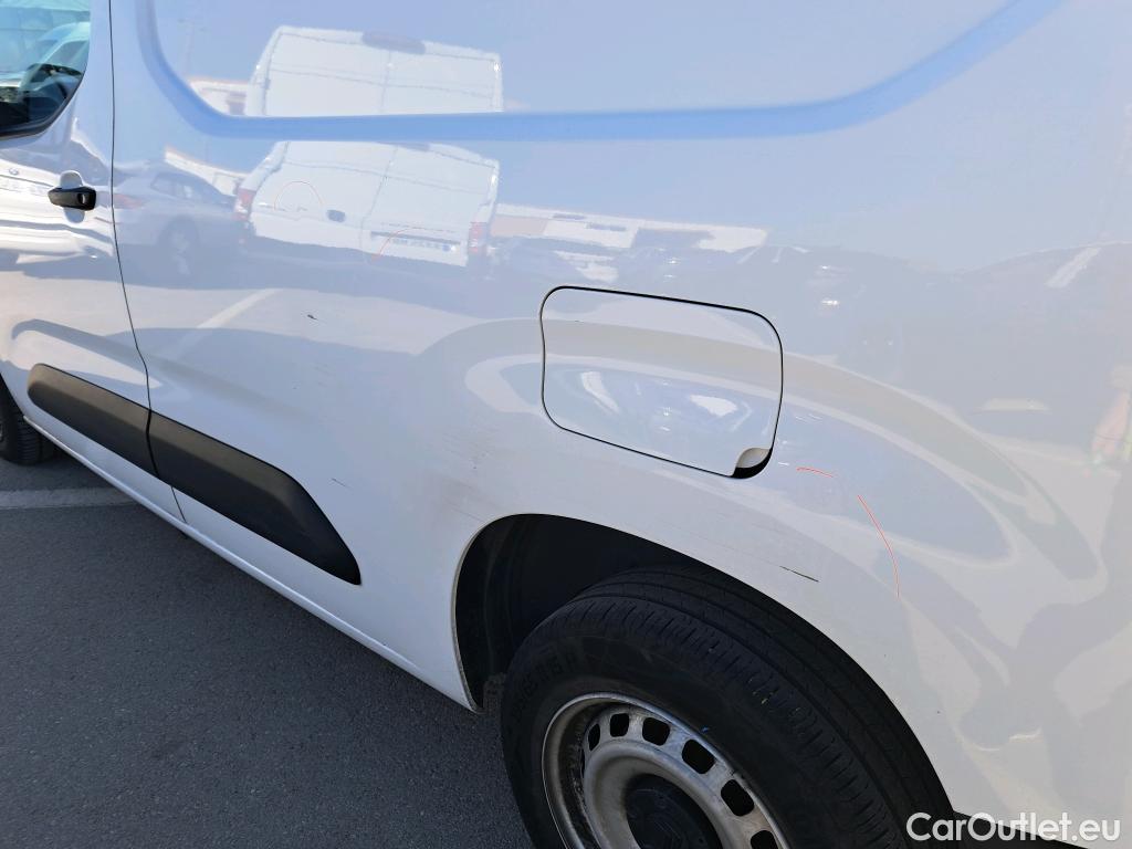  Citroen  Berlingo CITROEN  / 2018 / 4P / furgón derivado de turismo Talla M BlueHDi 100 CLUB #1