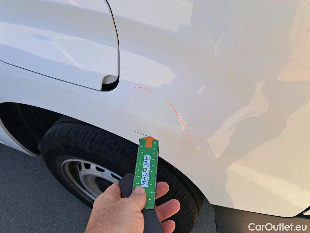  Citroen  Berlingo CITROEN  / 2018 / 4P / furgón derivado de turismo Talla M BlueHDi 100 CLUB #3