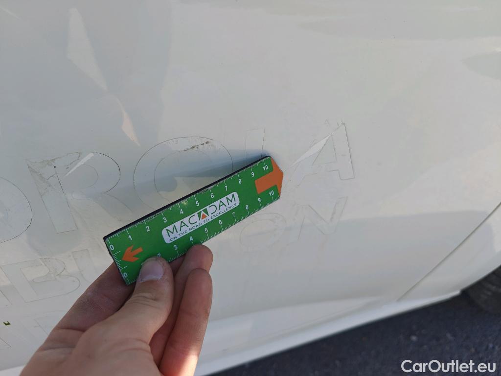  Renault  Megane RENAULT Mégane / 2015 / 5P / familiar Sp. Tourer Zen En. dCi 81kW (110CV) #9