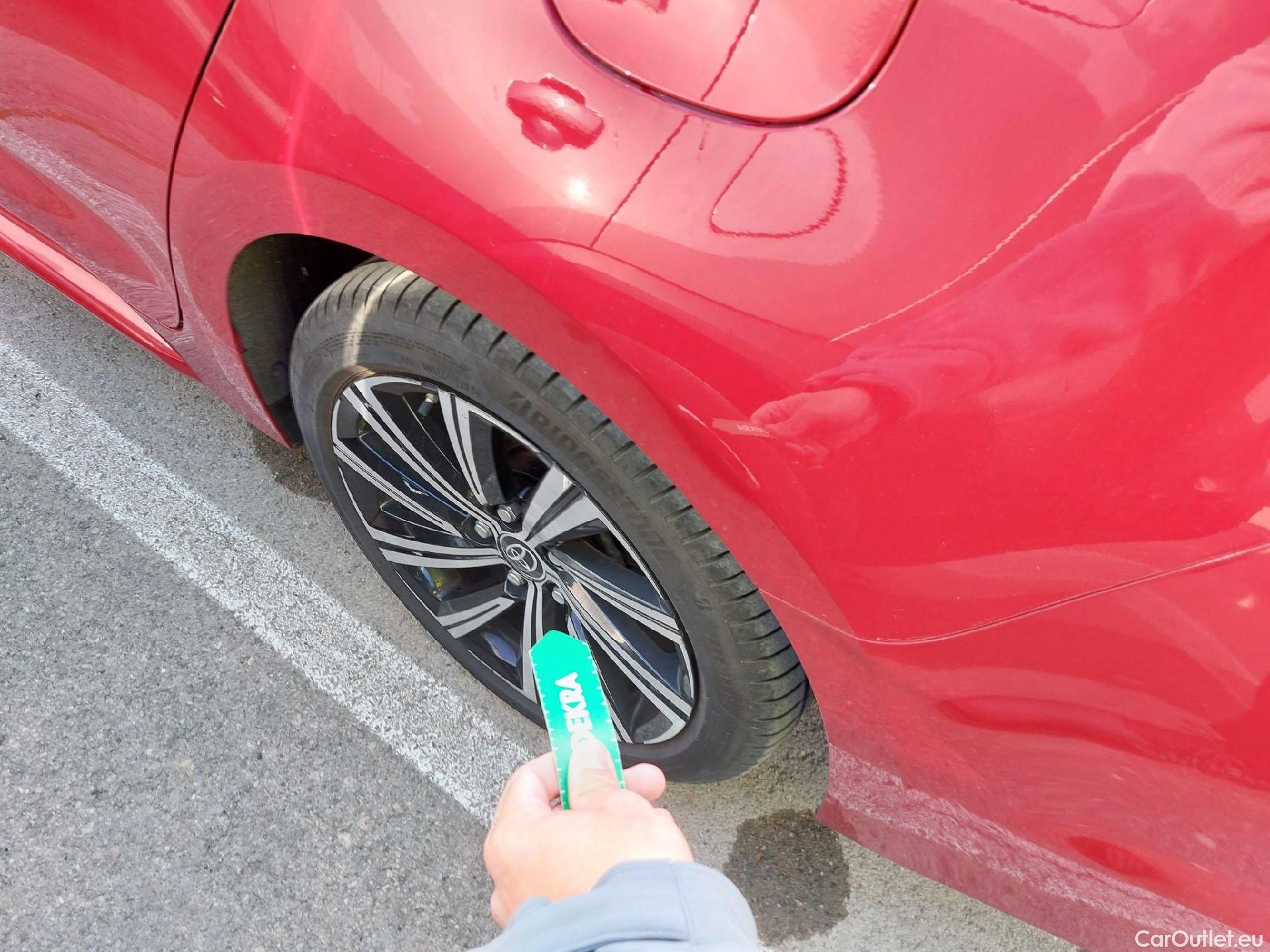  Toyota  Corolla TOYOTA  / 2019 / 5P / familiar 2.0 180H STYLE E-CVT TOURING SPORT #18