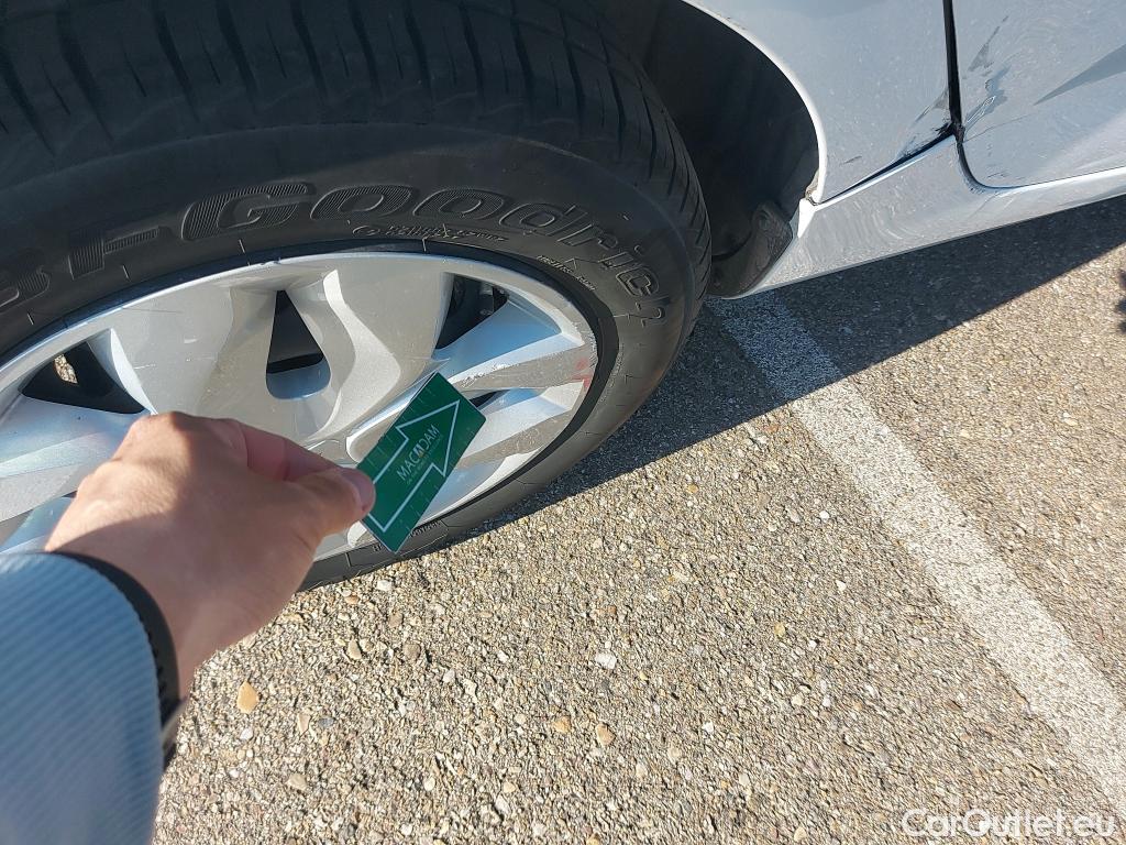  Renault  Zoe RENAULT  / 2013 / 5P / berlina con portón Life 40 R90 - SS #31