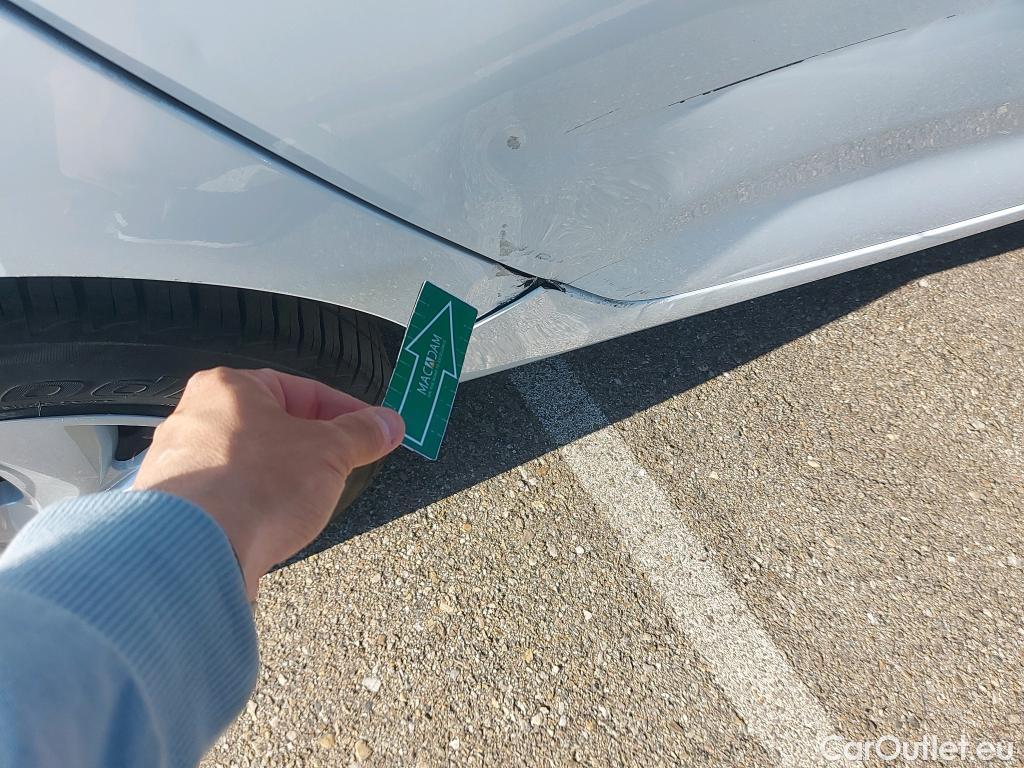  Renault  Zoe RENAULT  / 2013 / 5P / berlina con portón Life 40 R90 - SS #16