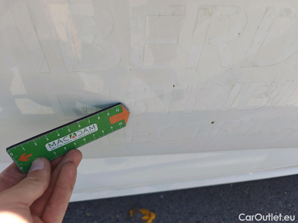  Renault  Megane RENAULT Mégane / 2015 / 5P / familiar Sp. Tourer Zen En. dCi 81kW (110CV) #11