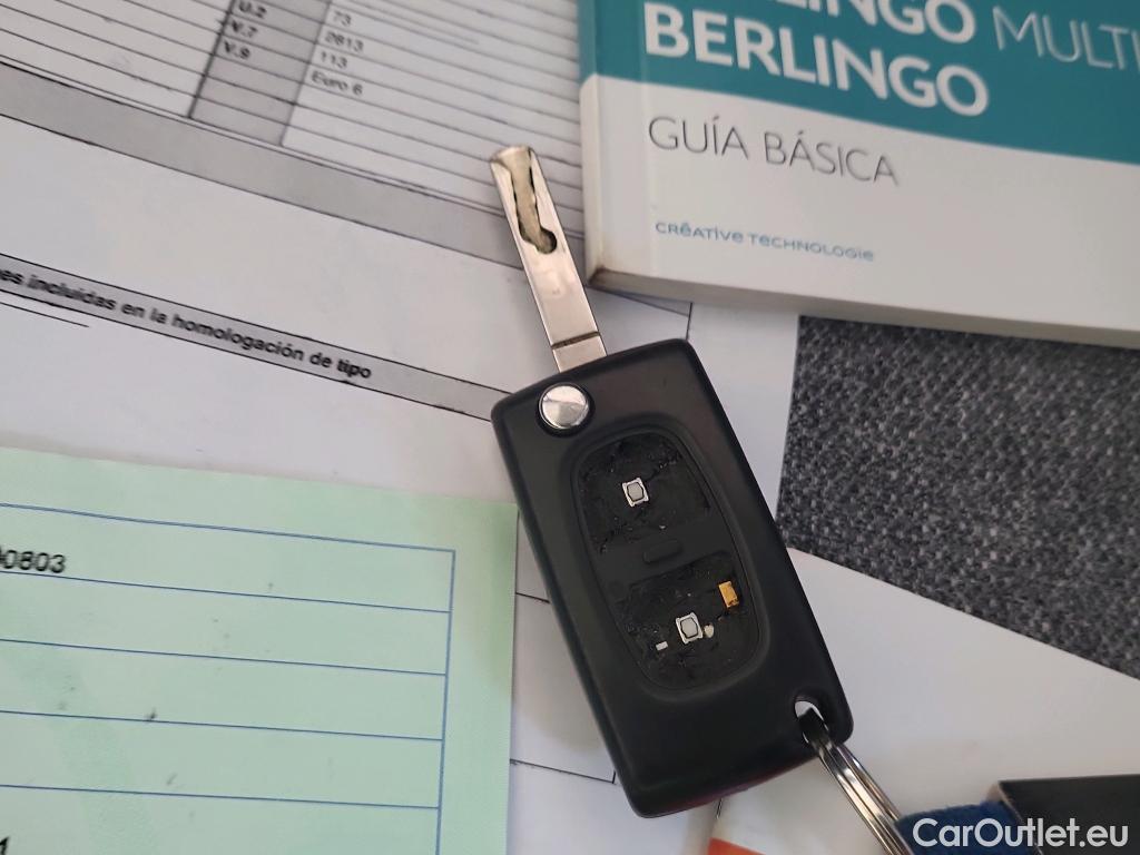  Citroen  Berlingo CITROEN  / 2015 / 4P / combi Multispace LIVE Edit.BlueHDi 74KW (100CV #2