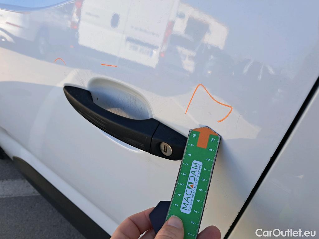  Citroen  Berlingo CITROEN  / 2018 / 4P / furgón derivado de turismo Talla M BlueHDi 100 CLUB #12