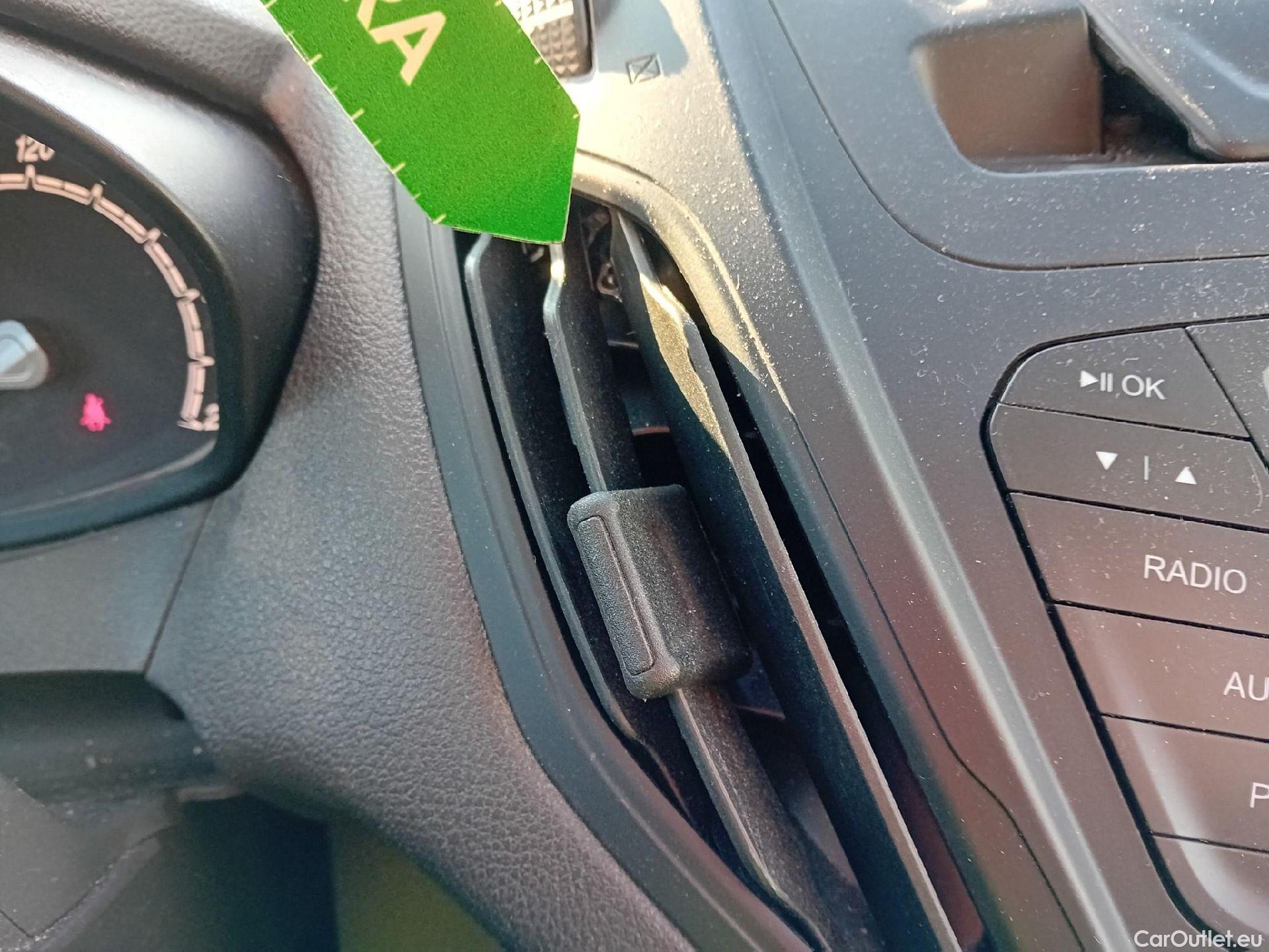  Ford  Transit FORD  Courier/2014/4P/furgón der.turis Van 1.5 TDCi 56kW Trend #4