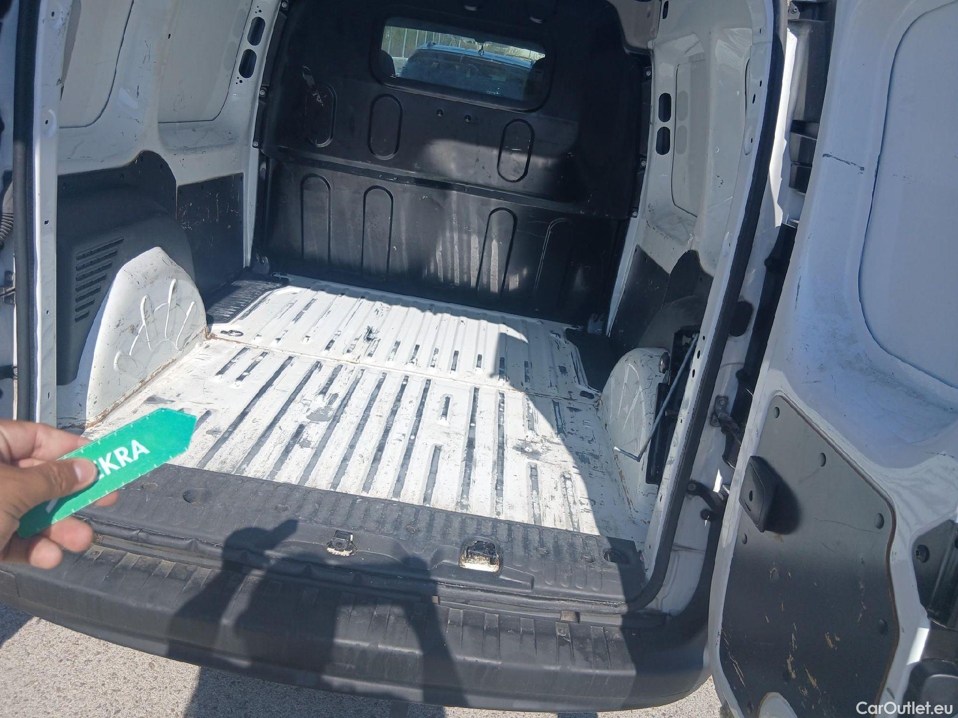  Renault  Kangoo RENAULT  Furgón/2013/3P/furgón derivado de turismo Profesional dCi 55 kW (75 CV) #3