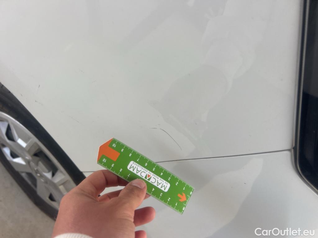  Renault  Trafic RENAULT  / 2021 / 4P / combi Mixto N1 5/6 Largo Energy Blue dCi 110kW #26