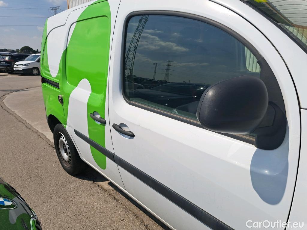  Renault  Kangoo RENAULT  Furgón/2013/3P/furgón derivado de turismo Profesional dCi 55 kW (75 CV) #27