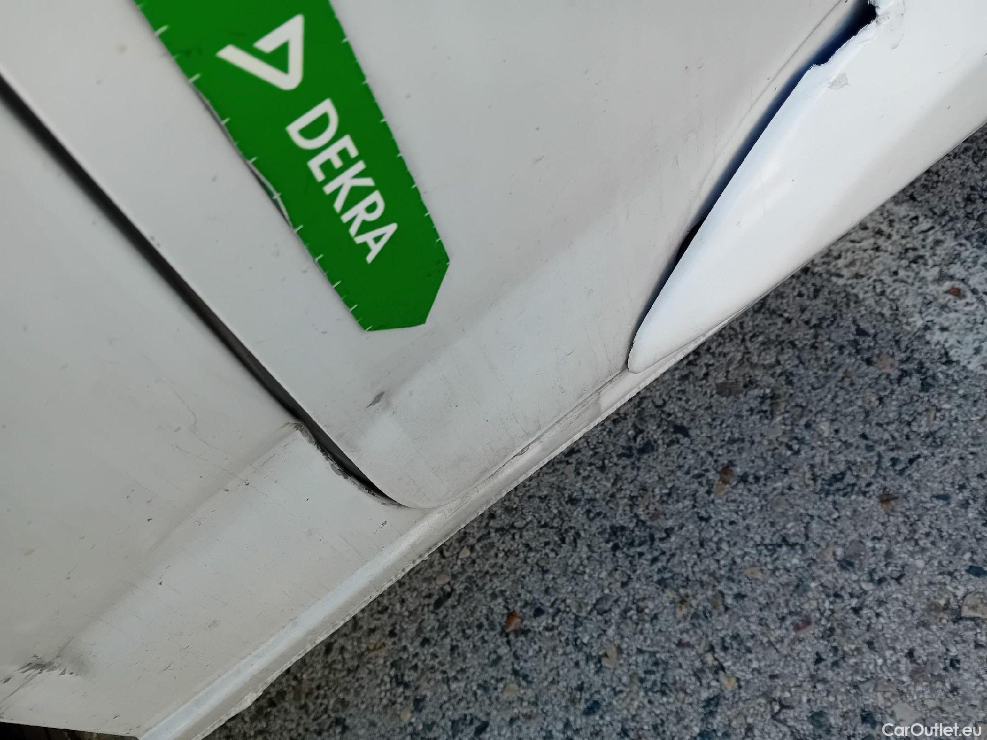  Fiat  Scudo FIAT  / 2021 / 4P / furgón Furgón L2 120cv MT6 Business #42