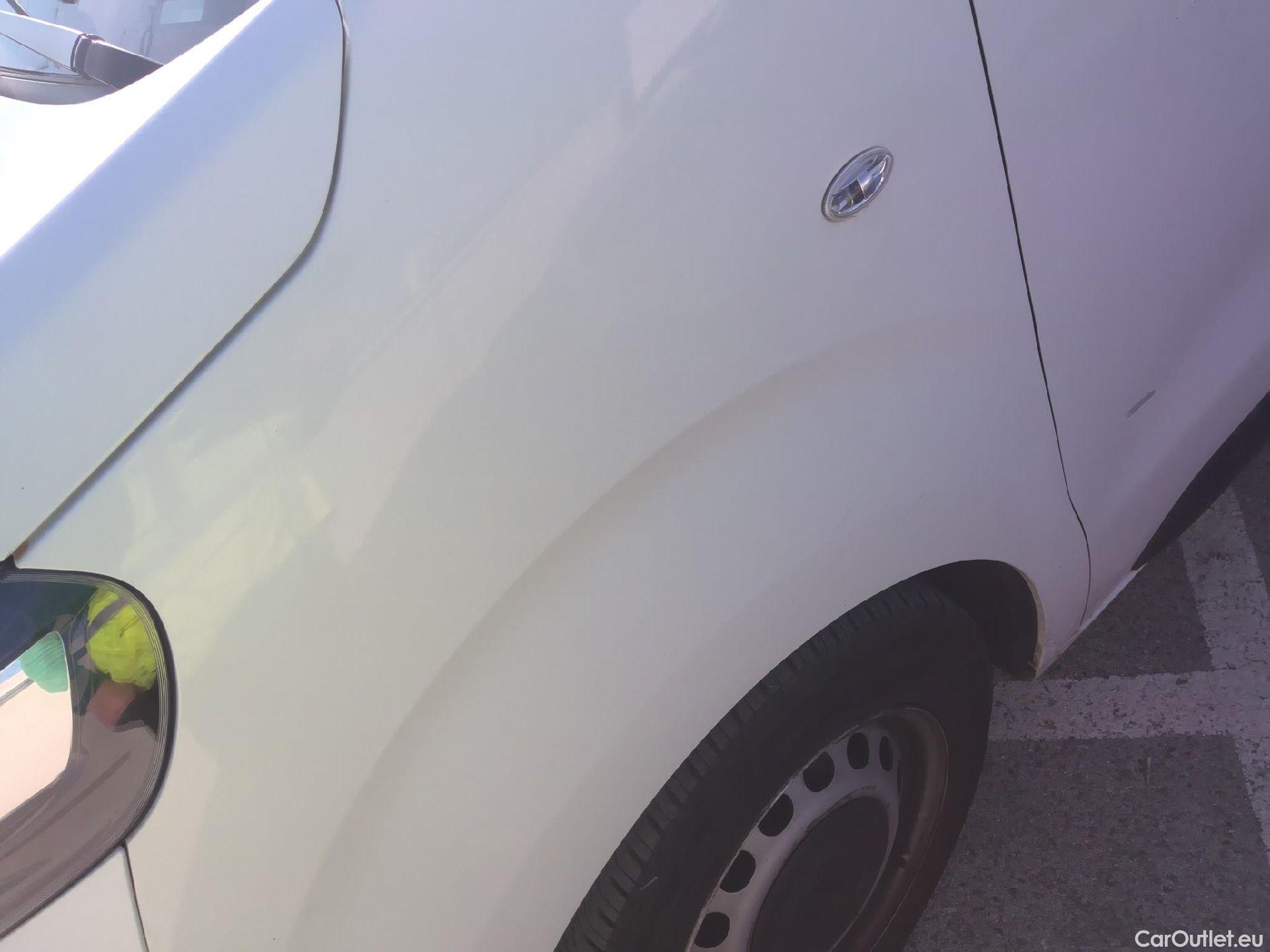  Opel  Vivaro OPEL  / 2019 / 4P / furgón  1.5 Diésel 74kW(100CV)M Std Exp #19