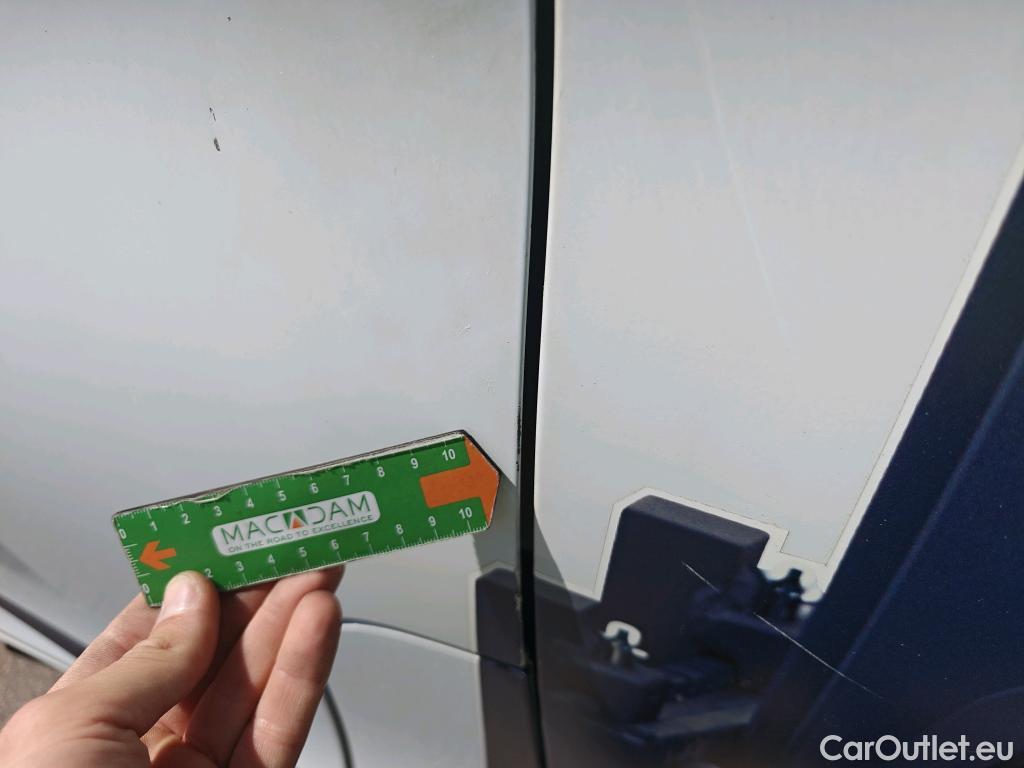  Mercedes  Vito MERCEDES-BENZ  / 2014 / 4P / furgón 111 CDI Larga #38