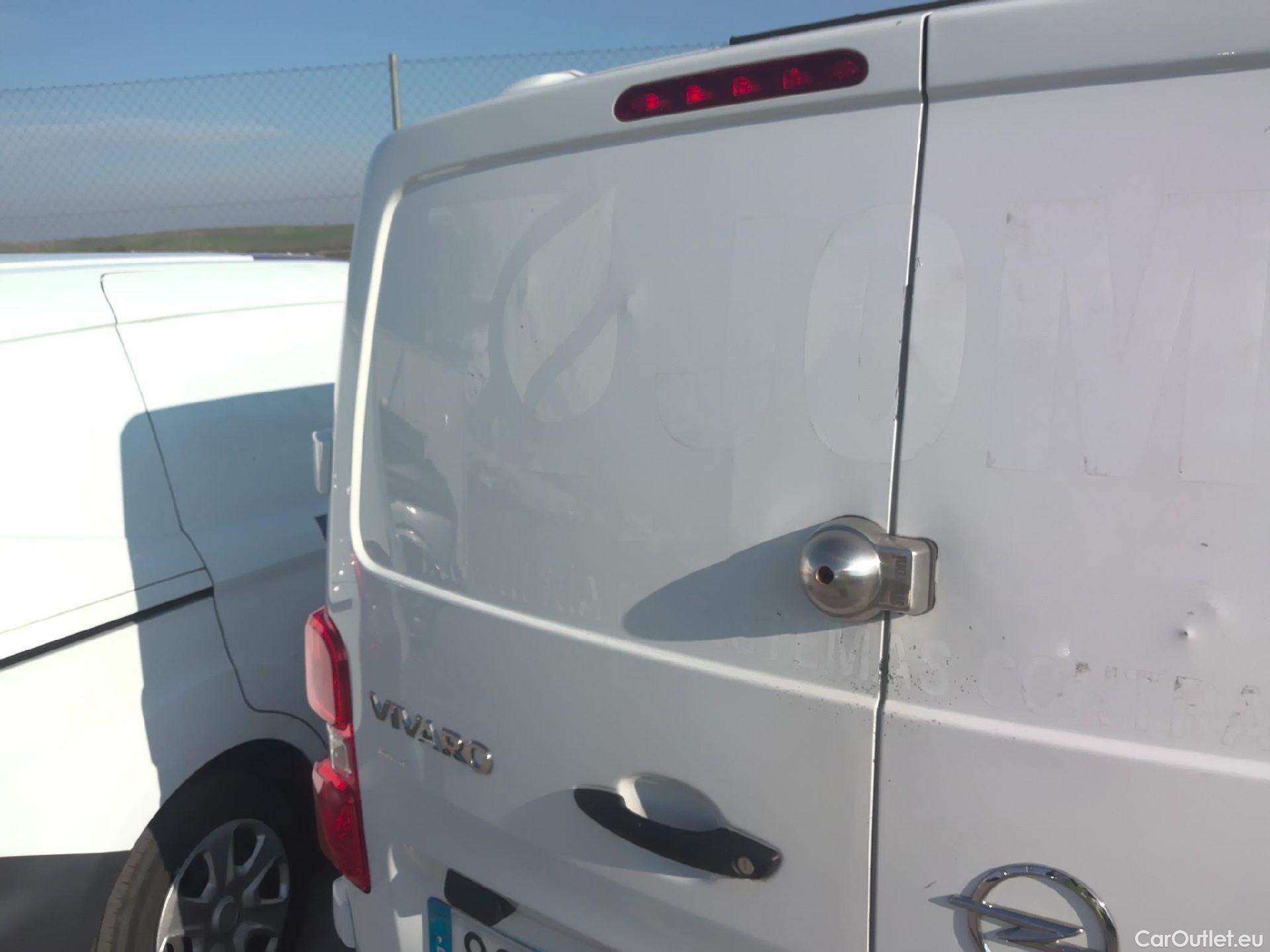  Opel  Vivaro OPEL  / 2019 / 4P / furgón  1.5 Diésel 74kW(100CV)M Std Exp #28