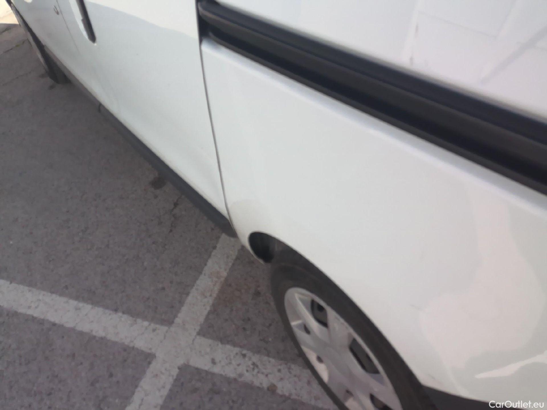  Dacia  Dokker  Express Essential 1.6 SCe 110CV MT5 E6 #13