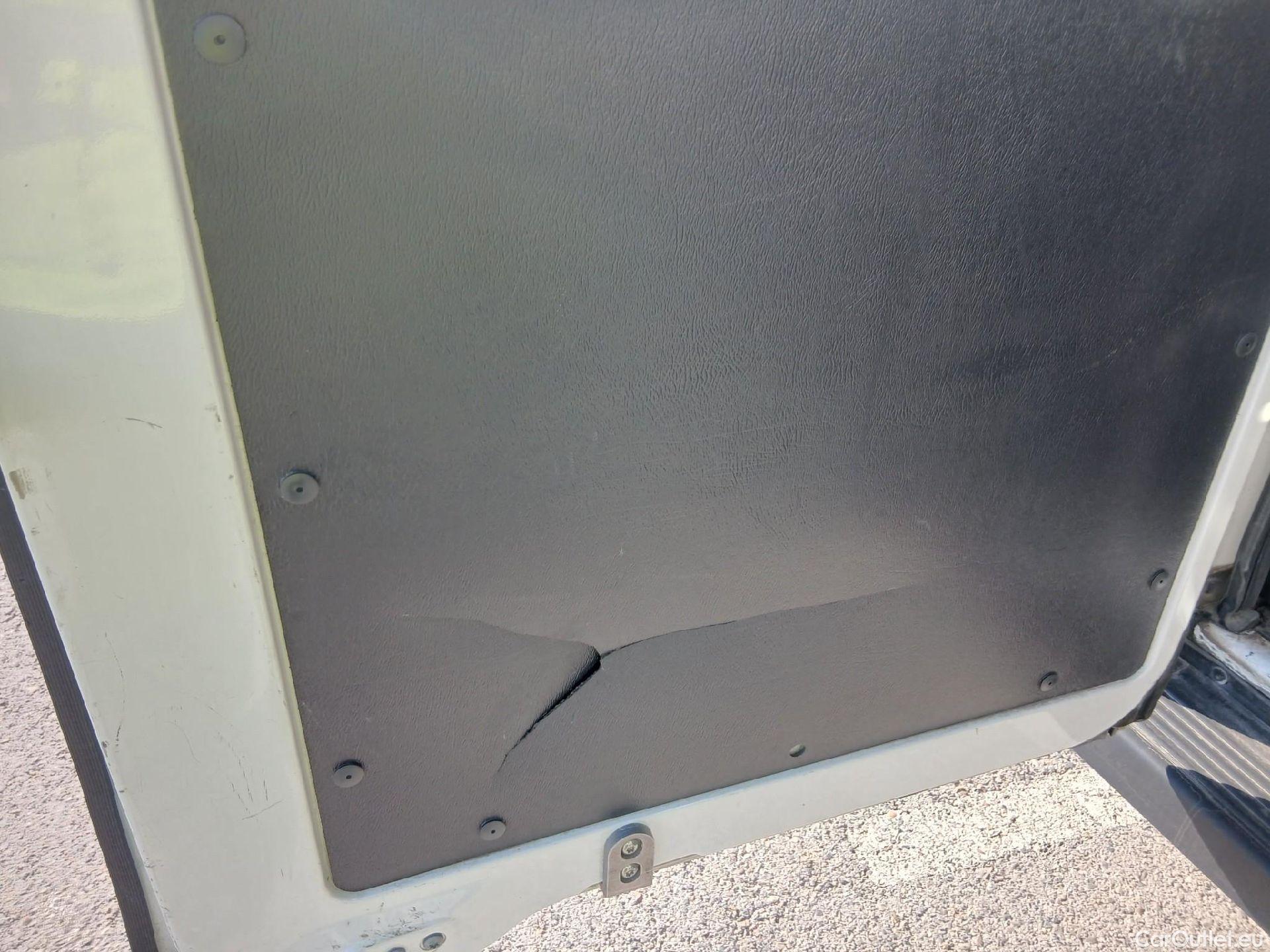  Peugeot  Boxer PEUGEOT  / 2014 / 4P / combi Combi 5/9 333 L2H2 BHDI 103kW(140CV) S&S #9