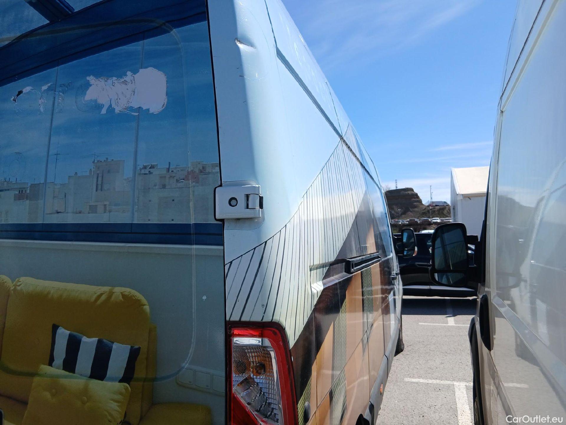  Opel  Movano OPEL  / 2010 / 4P / furgón 2.3 CDTI 96kW (130CV) L3 H3 F 3.5t #40