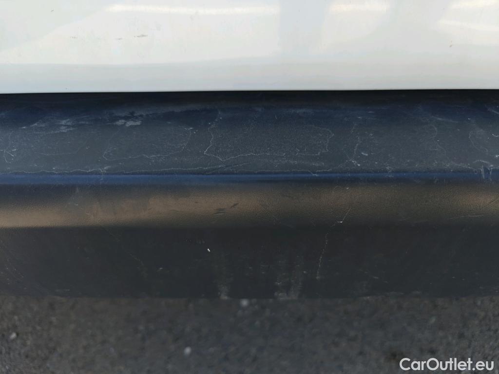  Mercedes  Vito MERCEDES-BENZ  / 2014 / 4P / furgón 111 CDI Larga #26