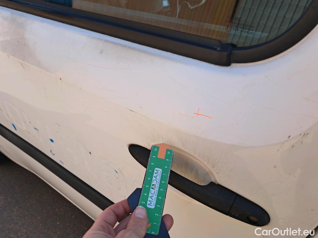  Renault  Kangoo RENAULT  Furgón/2013/3P/furgón derivado de turismo Profesional dCi 55 kW (75 CV) #20