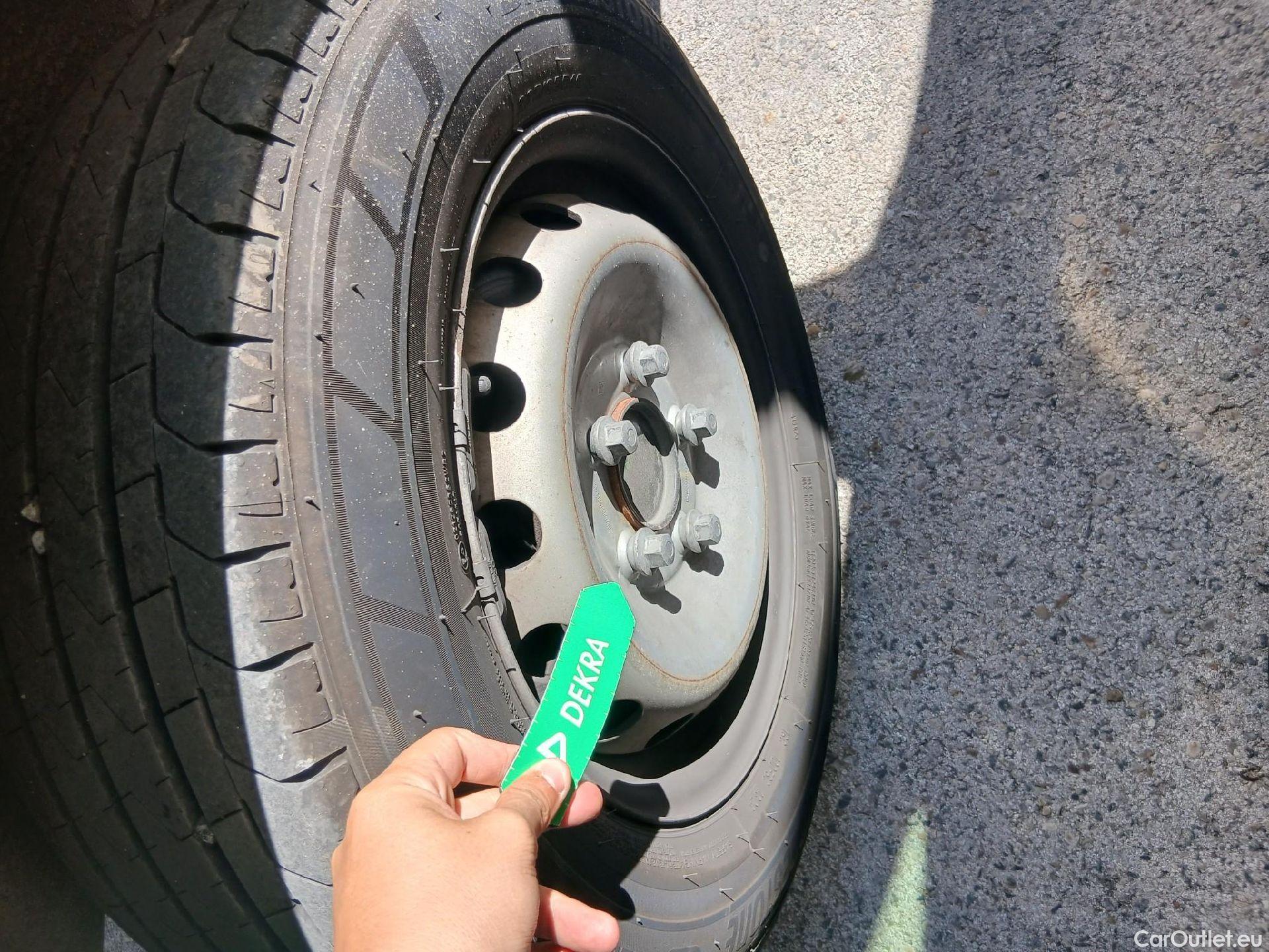  Opel  Movano OPEL  / 2010 / 4P / furgón 2.3 CDTI 96kW (130CV) L3 H3 F 3.5t #41