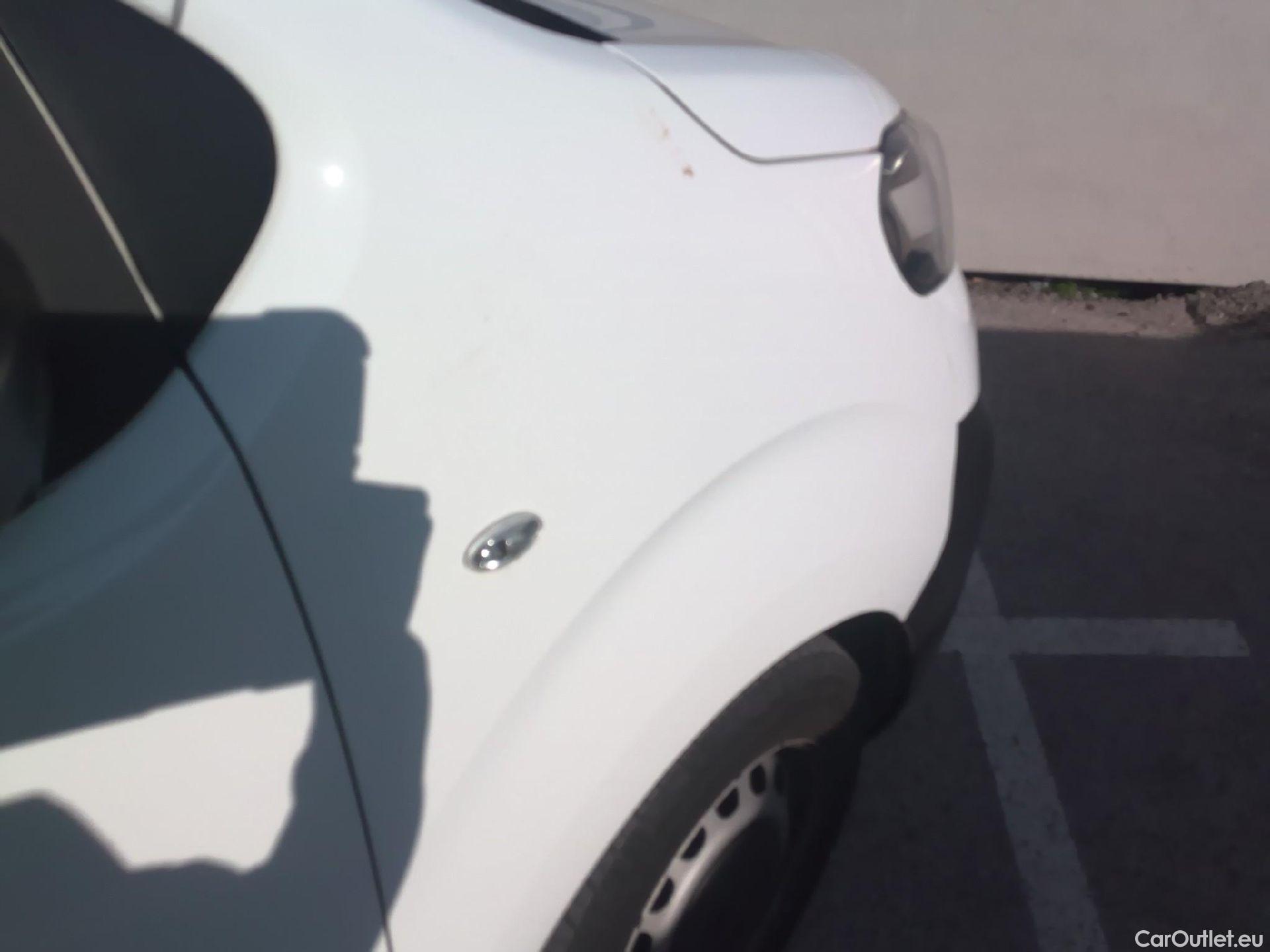  Opel  Vivaro OPEL  / 2019 / 4P / furgón  1.5 Diésel 74kW(100CV)M Std Exp #46