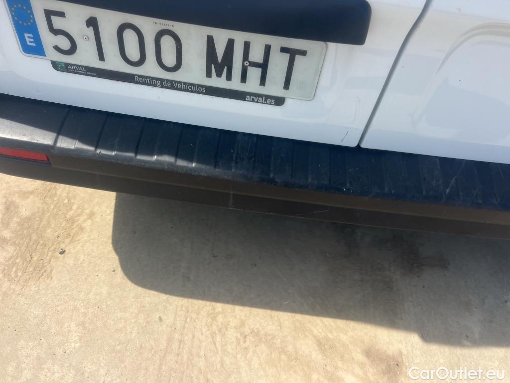  Renault  Trafic RENAULT  / 2021 / 4P / combi Mixto N1 5/6 Largo Energy Blue dCi 110kW #19