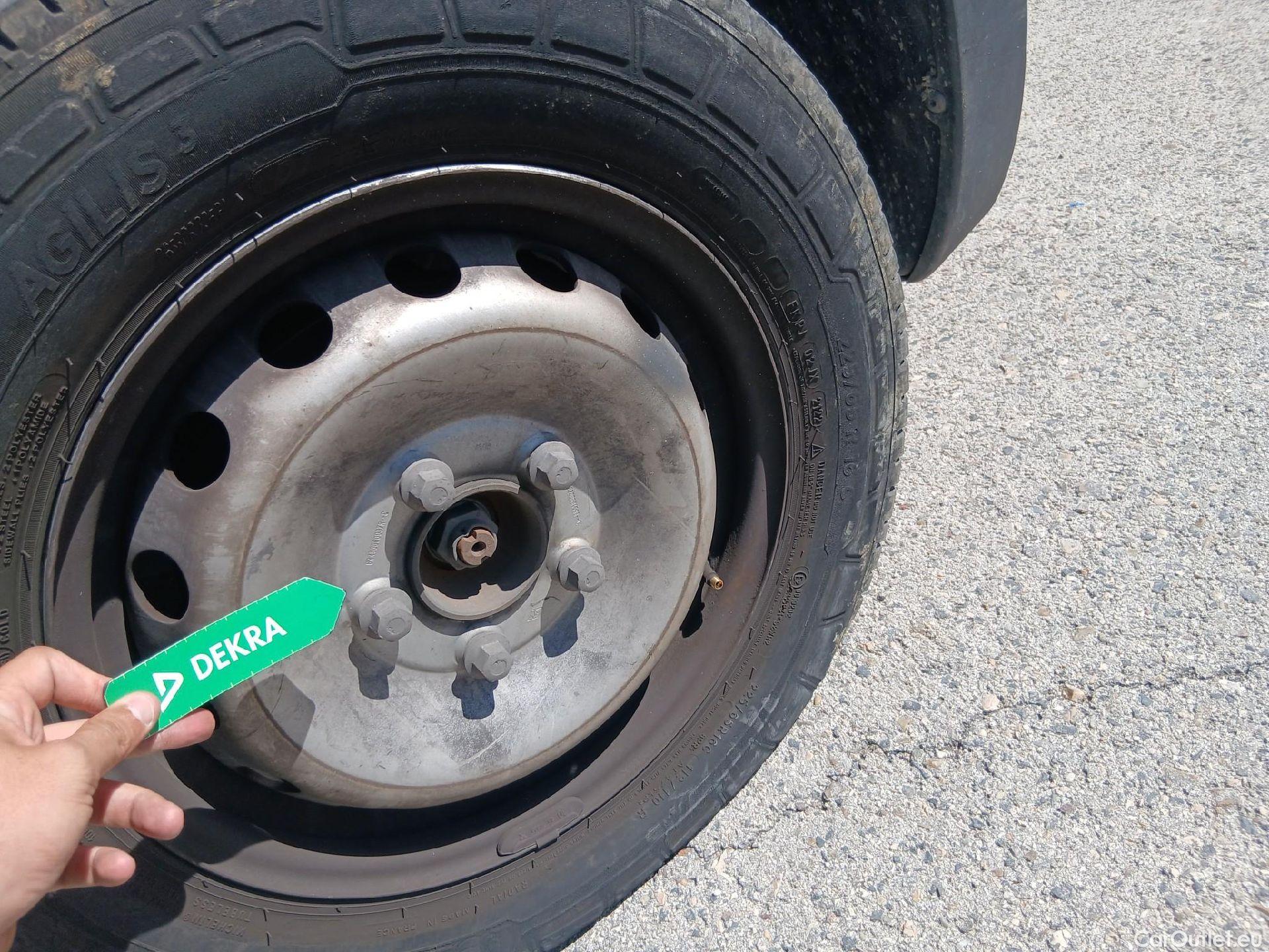  Opel  Movano OPEL  / 2010 / 4P / furgón 2.3 CDTI 96kW (130CV) L3 H3 F 3.5t #55