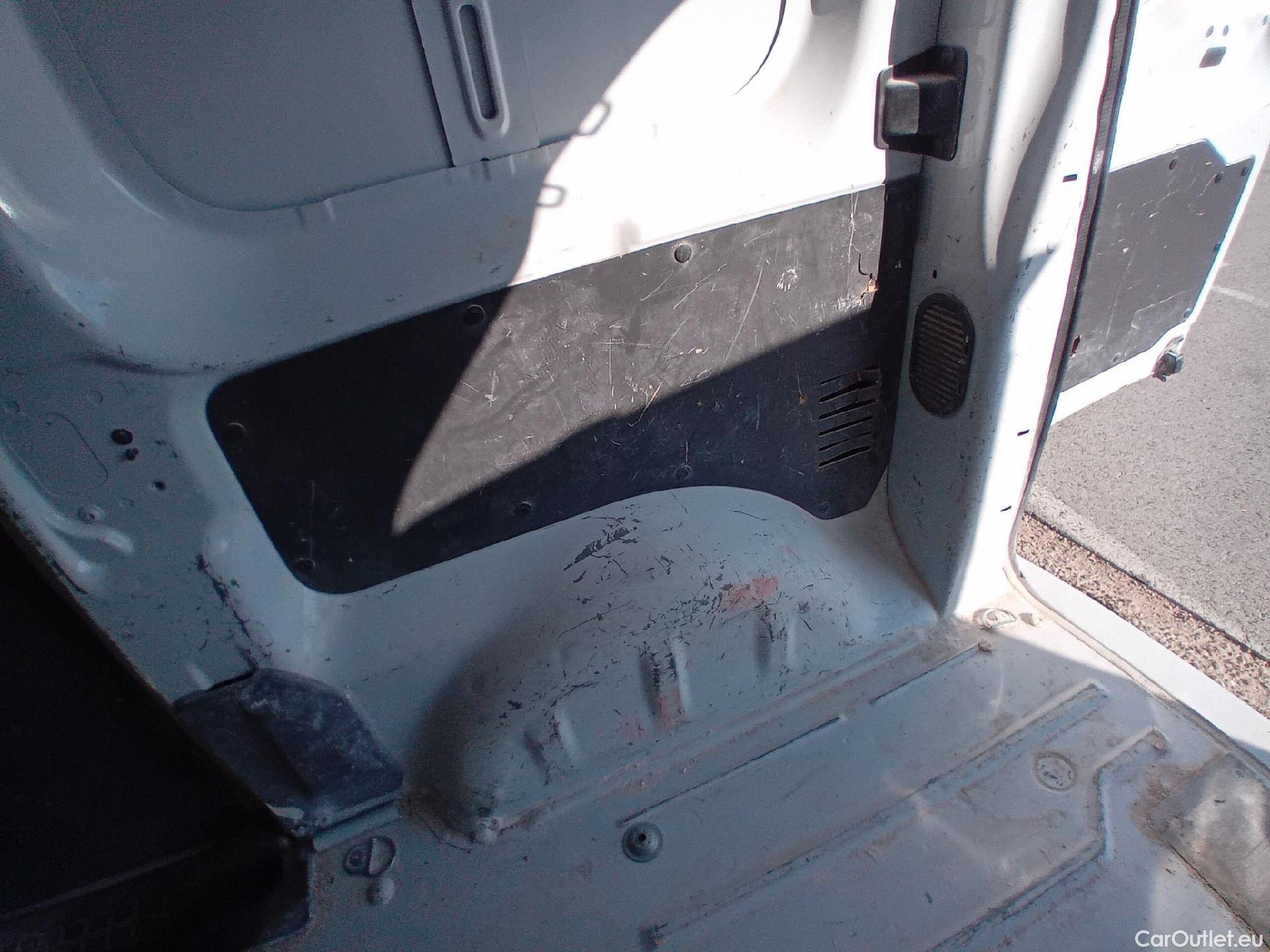  Fiat  Scudo FIAT  / 2021 / 4P / furgón Furgón L2 120cv MT6 Business #11