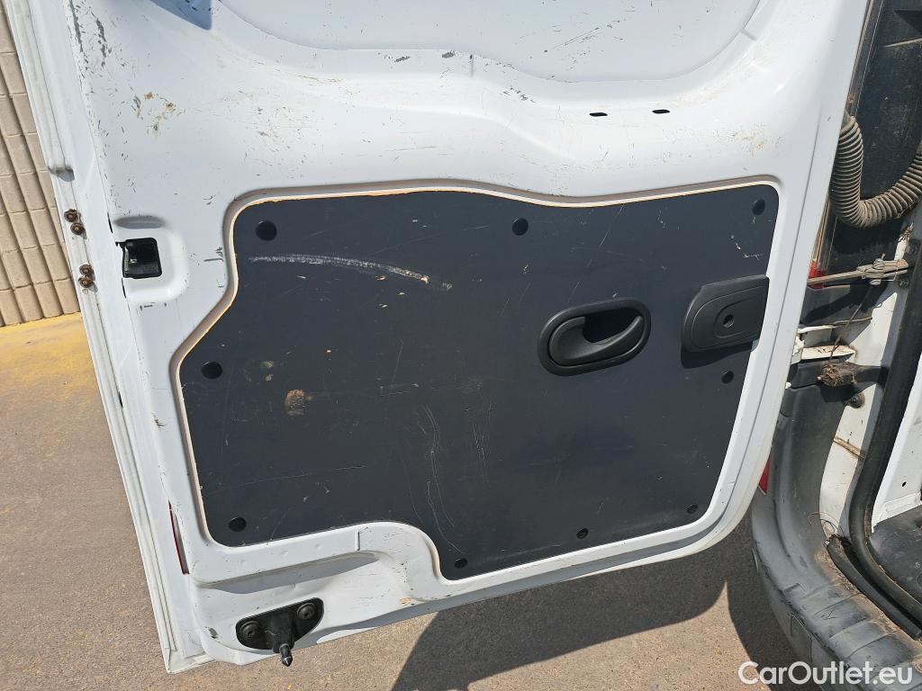  Renault  Kangoo RENAULT  Furgón/2013/3P/furgón derivado de turismo Profesional dCi 55 kW (75 CV) #52