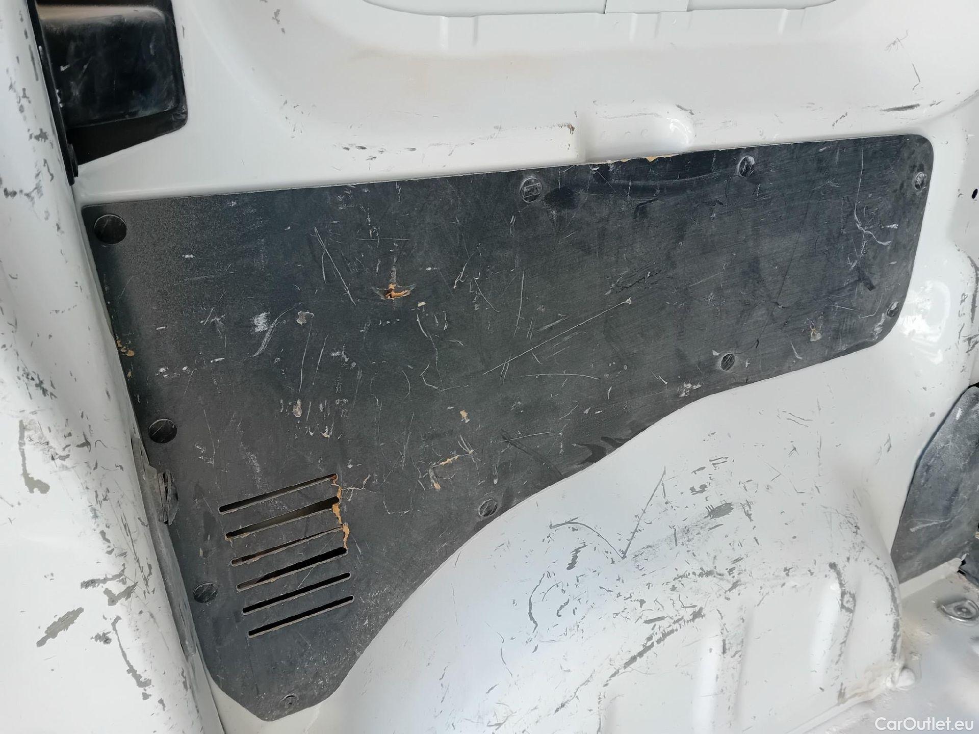  Fiat  Scudo FIAT  / 2021 / 4P / furgón Furgón L2 120cv MT6 Business #9