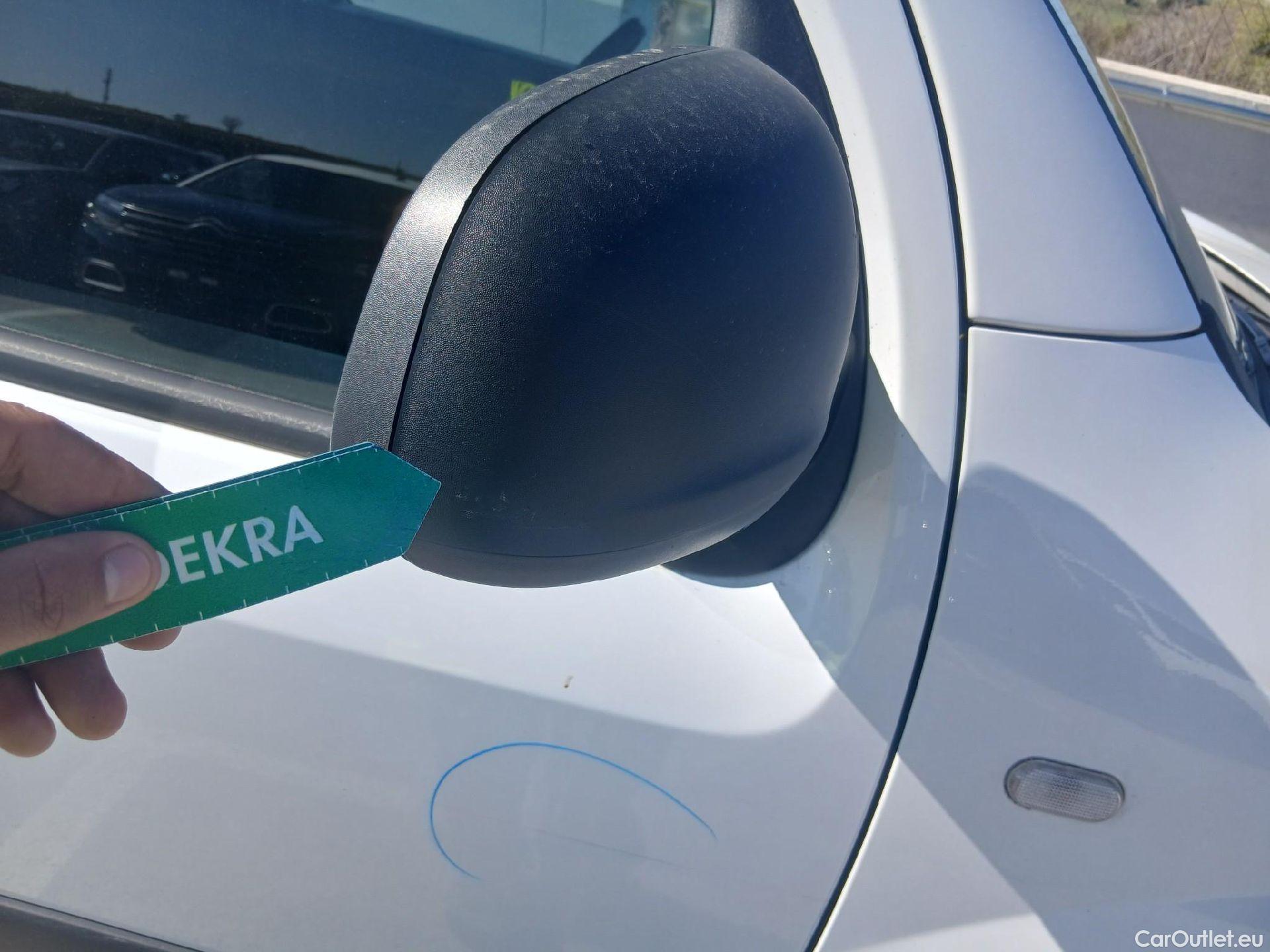  Renault  Kangoo RENAULT  Furgón/2013/3P/furgón derivado de turismo Profesional dCi 55 kW (75 CV) #40