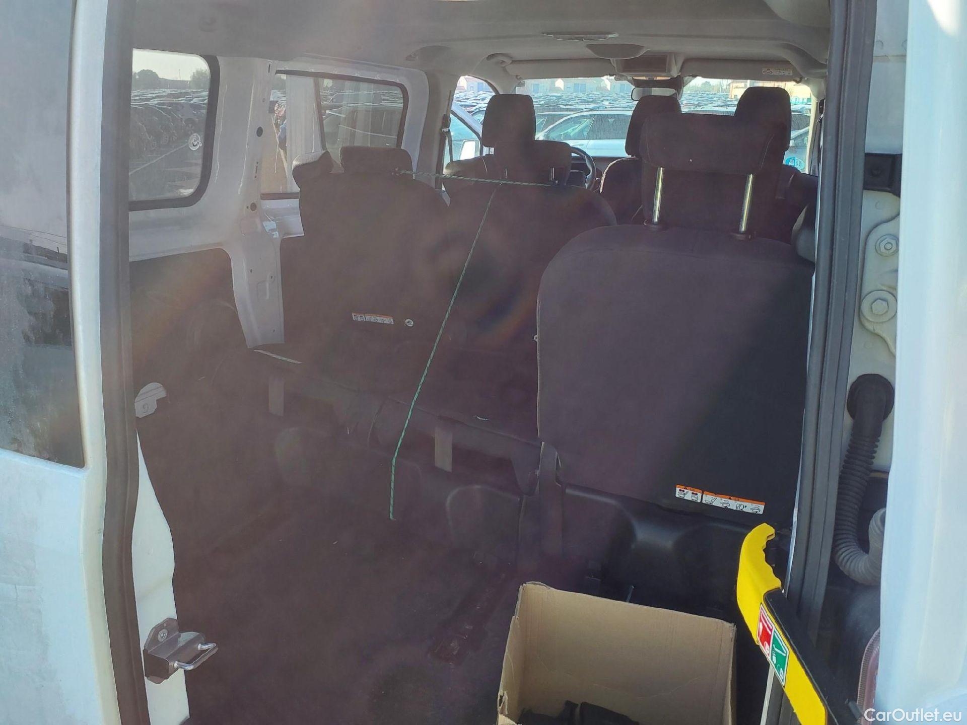  Ford  Transit  Custom Combi / Tourneo Custom 320 L1 Trend 2.0 Ecoblue 150CV MT6 E6d #11