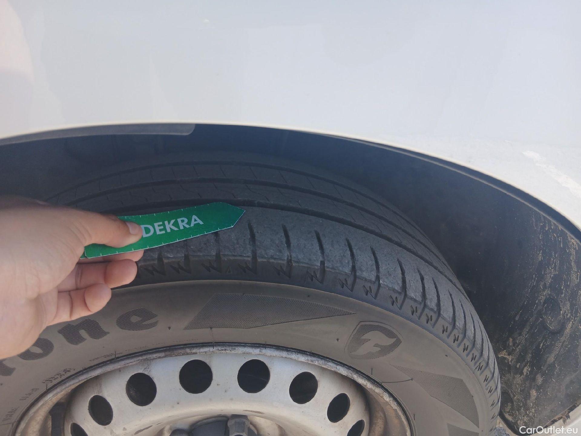  Renault  Kangoo RENAULT  Furgón/2013/3P/furgón derivado de turismo Profesional dCi 55 kW (75 CV) #1