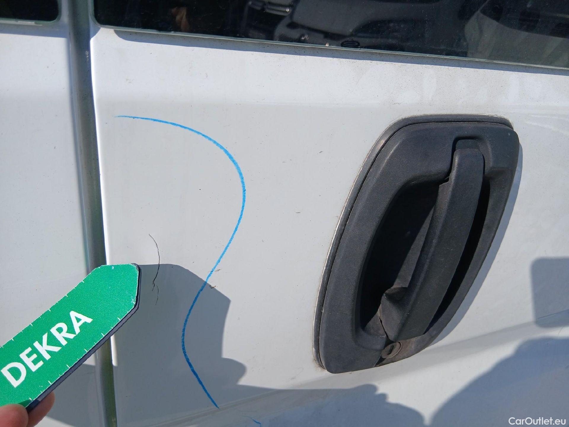  Peugeot  Boxer PEUGEOT  / 2014 / 4P / combi Combi 5/9 333 L2H2 BHDI 103kW(140CV) S&S #29