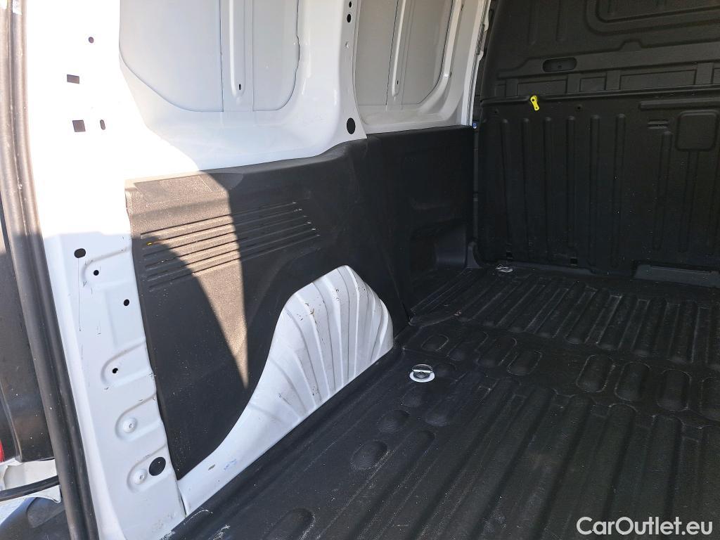  Citroen  Berlingo CITROEN  / 2018 / 4P / furgón derivado de turismo Talla M BlueHDi 100 CLUB #41