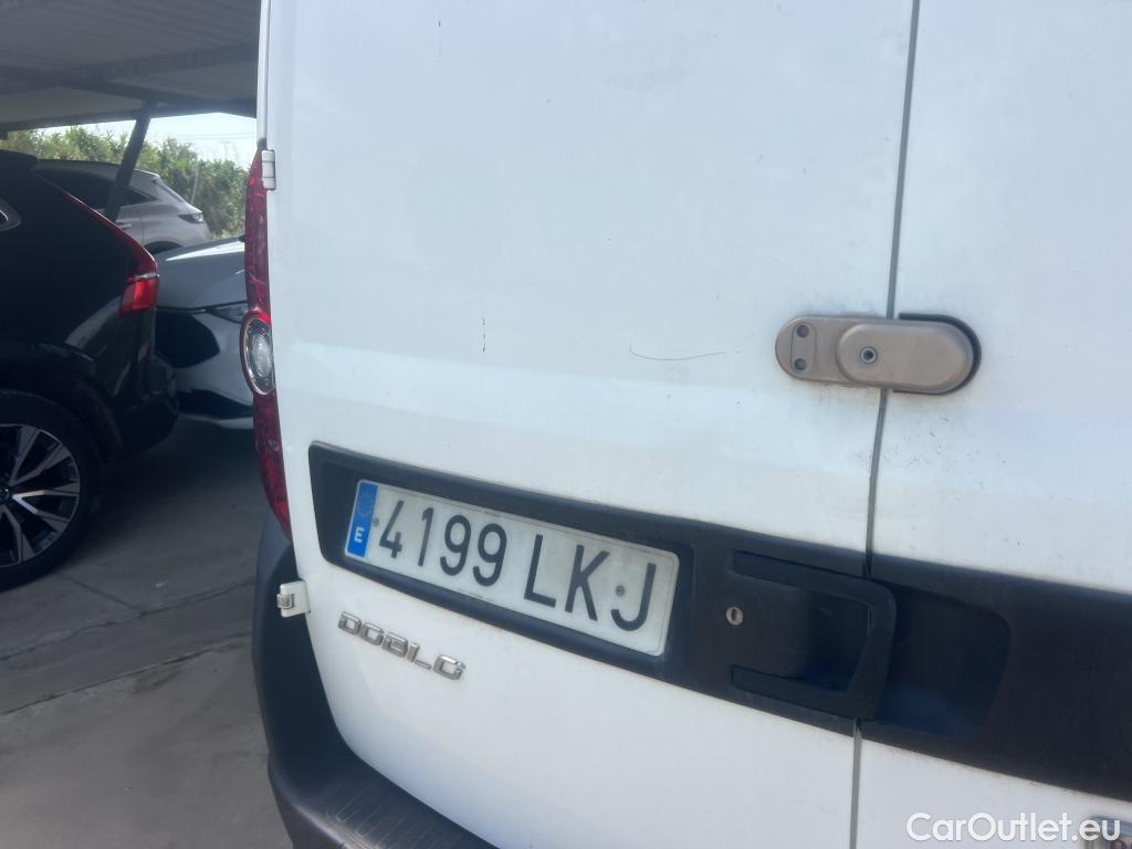  Fiat  Doblo FIAT Doblò Cargo/2015/3P/furgón derivado de turismo Cargo Base Plus 1.3 Mjet 70kW (95CV) #7