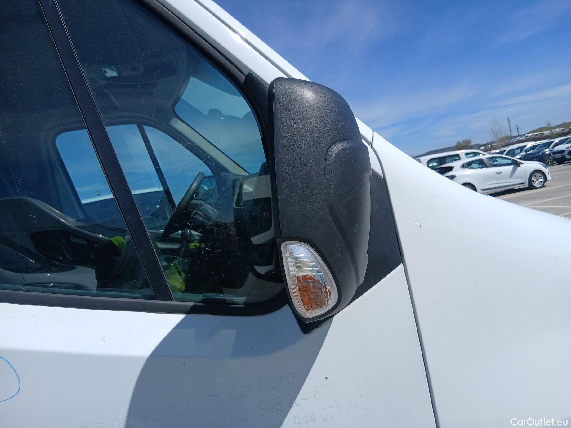  Opel  Movano OPEL  / 2010 / 4P / furgón 2.3 CDTI 96kW (130CV) L3 H3 F 3.5t #54