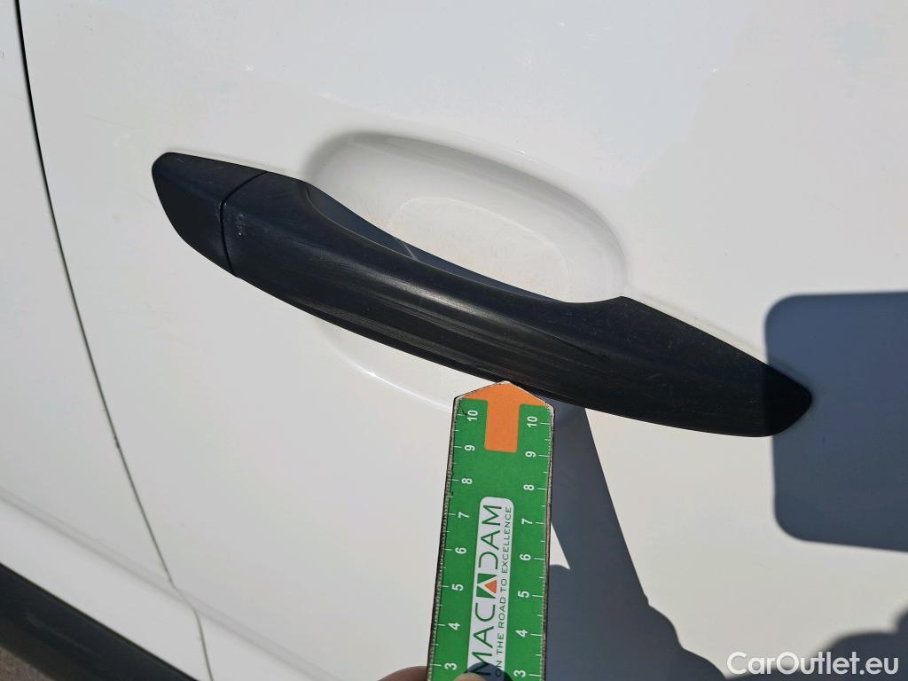  Citroen  Berlingo CITROEN  / 2018 / 4P / furgón derivado de turismo Talla M BlueHDi 100 CLUB #34