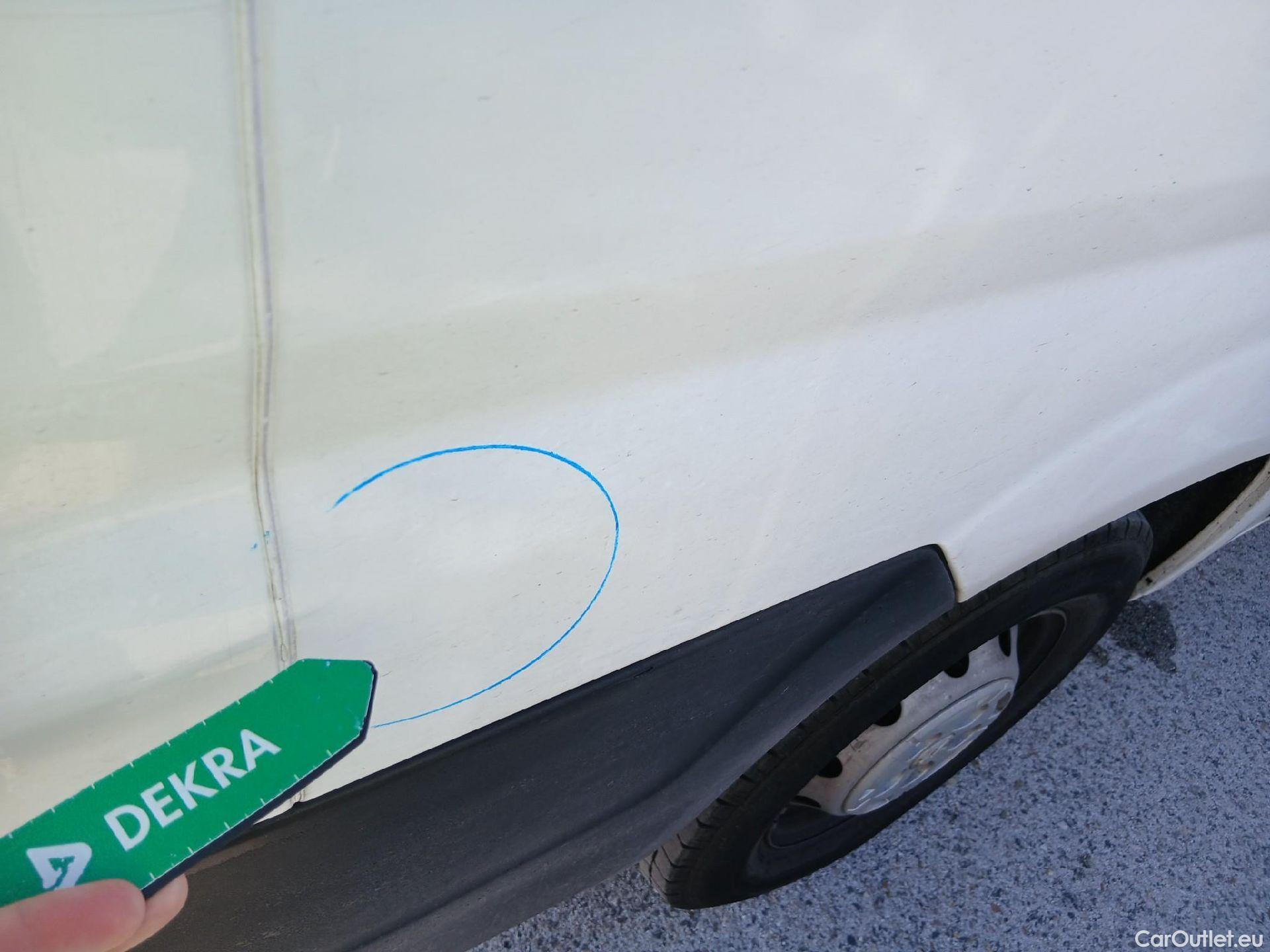  Peugeot  Boxer PEUGEOT  / 2014 / 4P / combi Combi 5/9 333 L2H2 BHDI 103kW(140CV) S&S #24