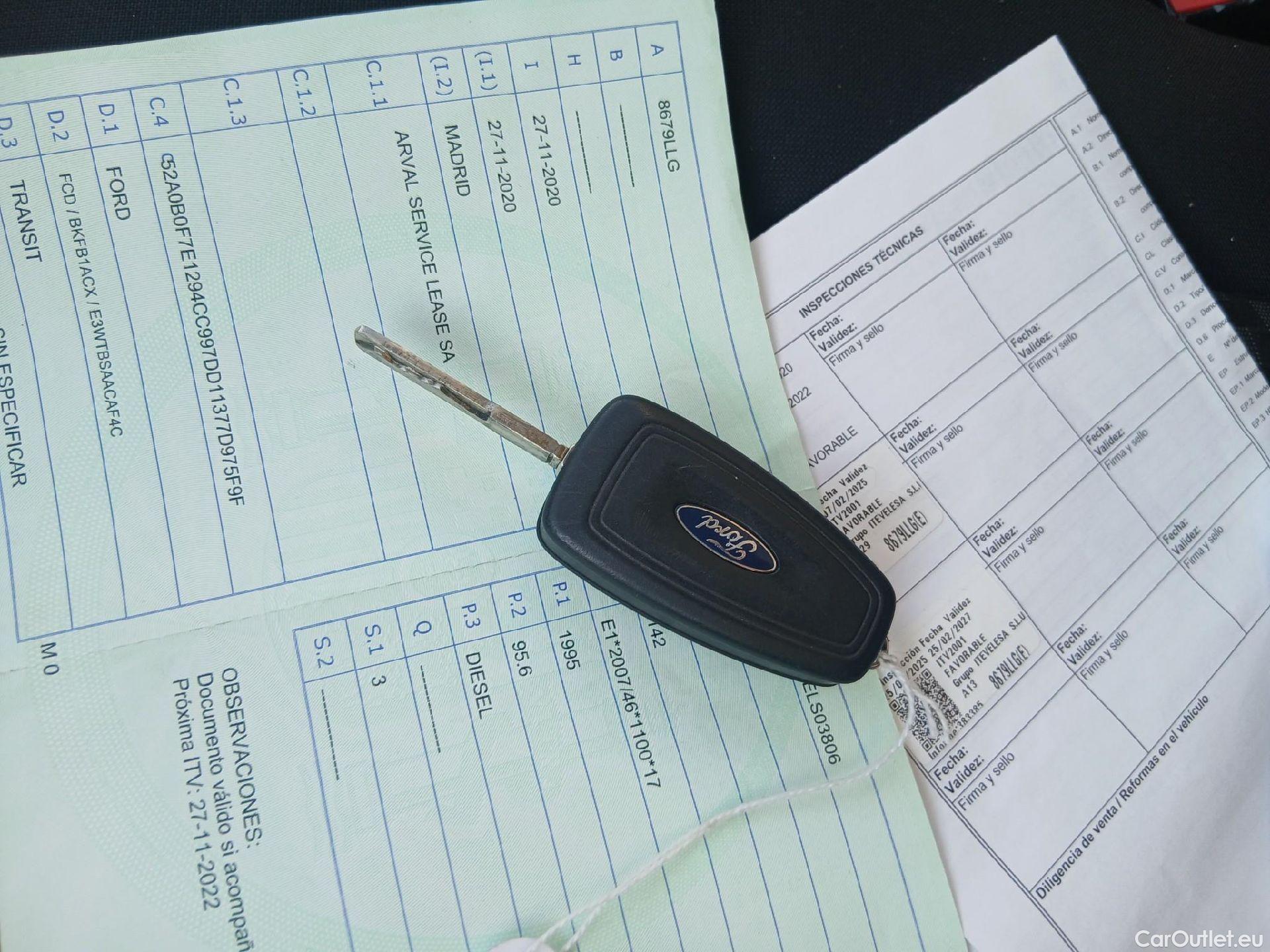  Ford  Transit FORD  / 2013 / 4P / furgón 310 96kW L2H2 Van Trend FWD #1