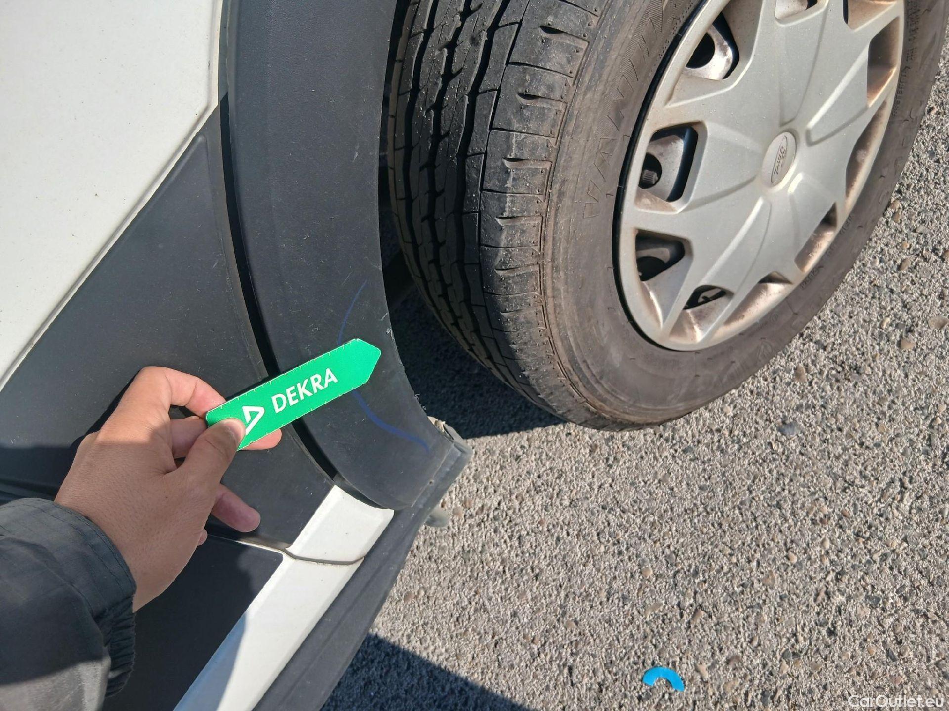  Ford  Transit FORD  / 2013 / 4P / furgón 310 96kW L2H2 Van Trend FWD #10