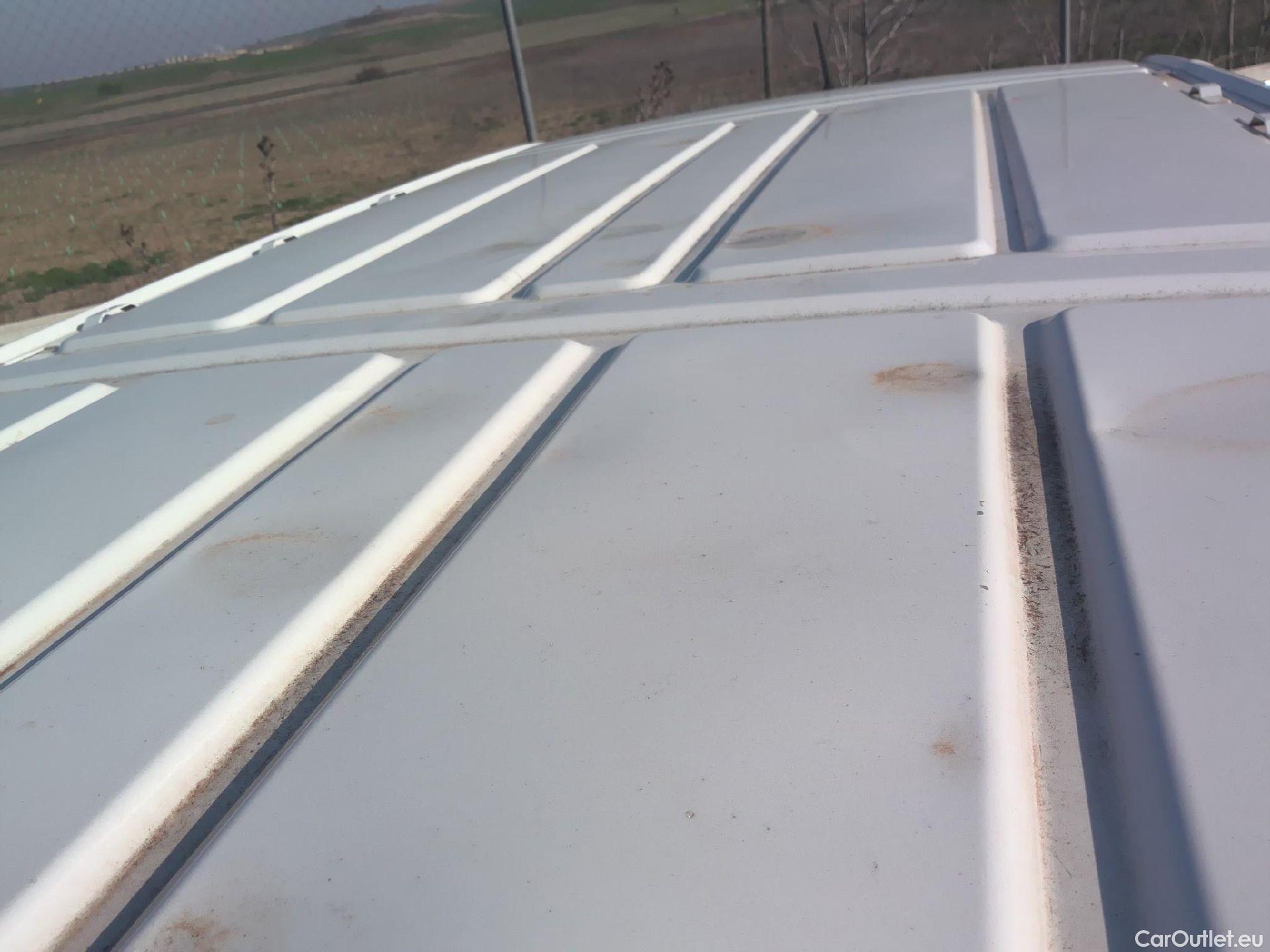  Opel  Vivaro OPEL  / 2019 / 4P / furgón  1.5 Diésel 74kW(100CV)M Std Exp #31