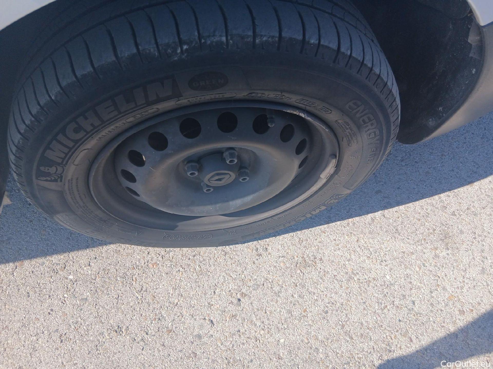  Renault  Kangoo RENAULT  Furgón/2013/3P/furgón derivado de turismo Profesional dCi 55 kW (75 CV) #41