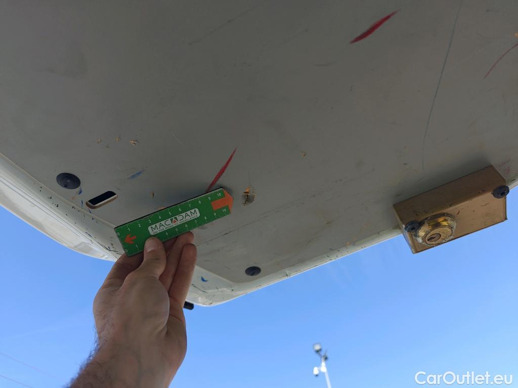  Mercedes  Vito MERCEDES-BENZ  / 2014 / 4P / furgón 111 CDI Larga #32