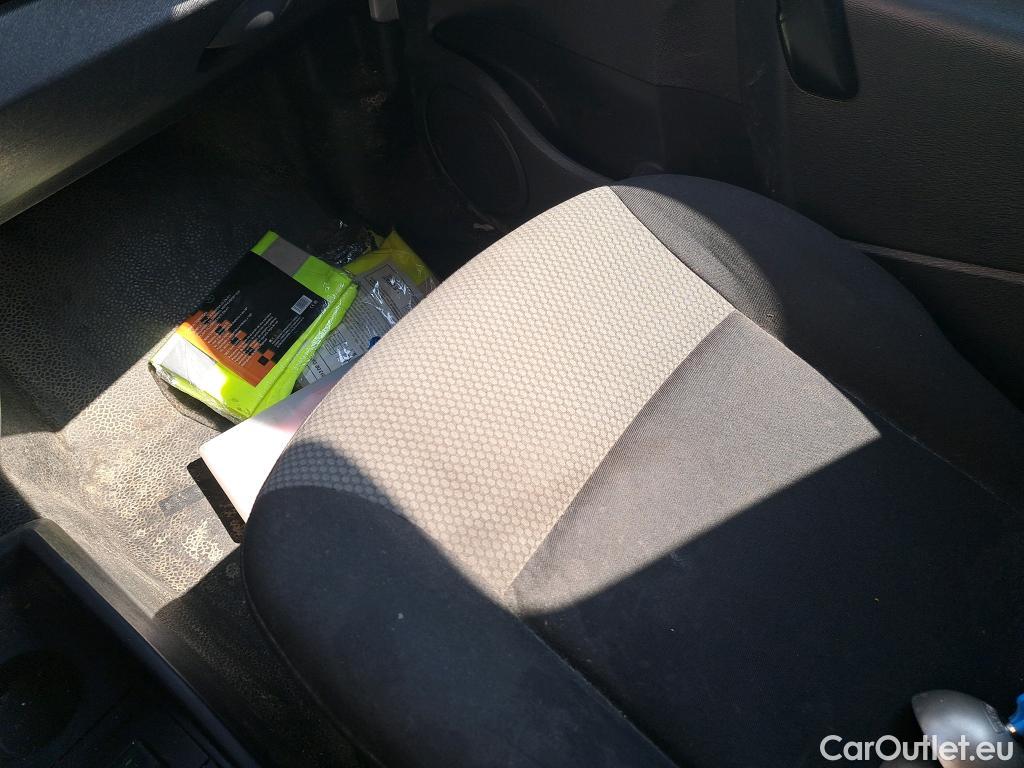  Renault  Kangoo RENAULT  Furgón/2013/3P/furgón derivado de turismo Profesional dCi 55 kW (75 CV) #36