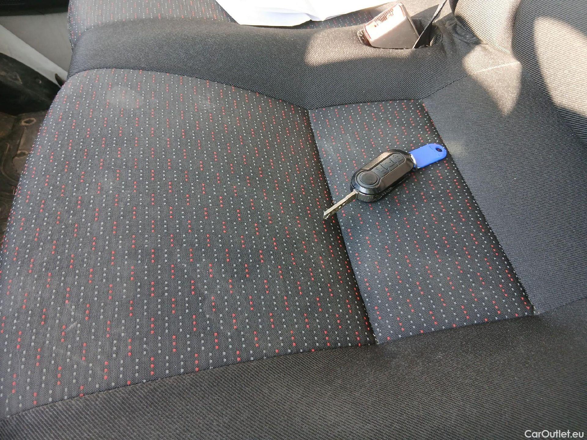  Peugeot  Boxer PEUGEOT  / 2014 / 4P / combi Combi 5/9 333 L2H2 BHDI 103kW(140CV) S&S #3