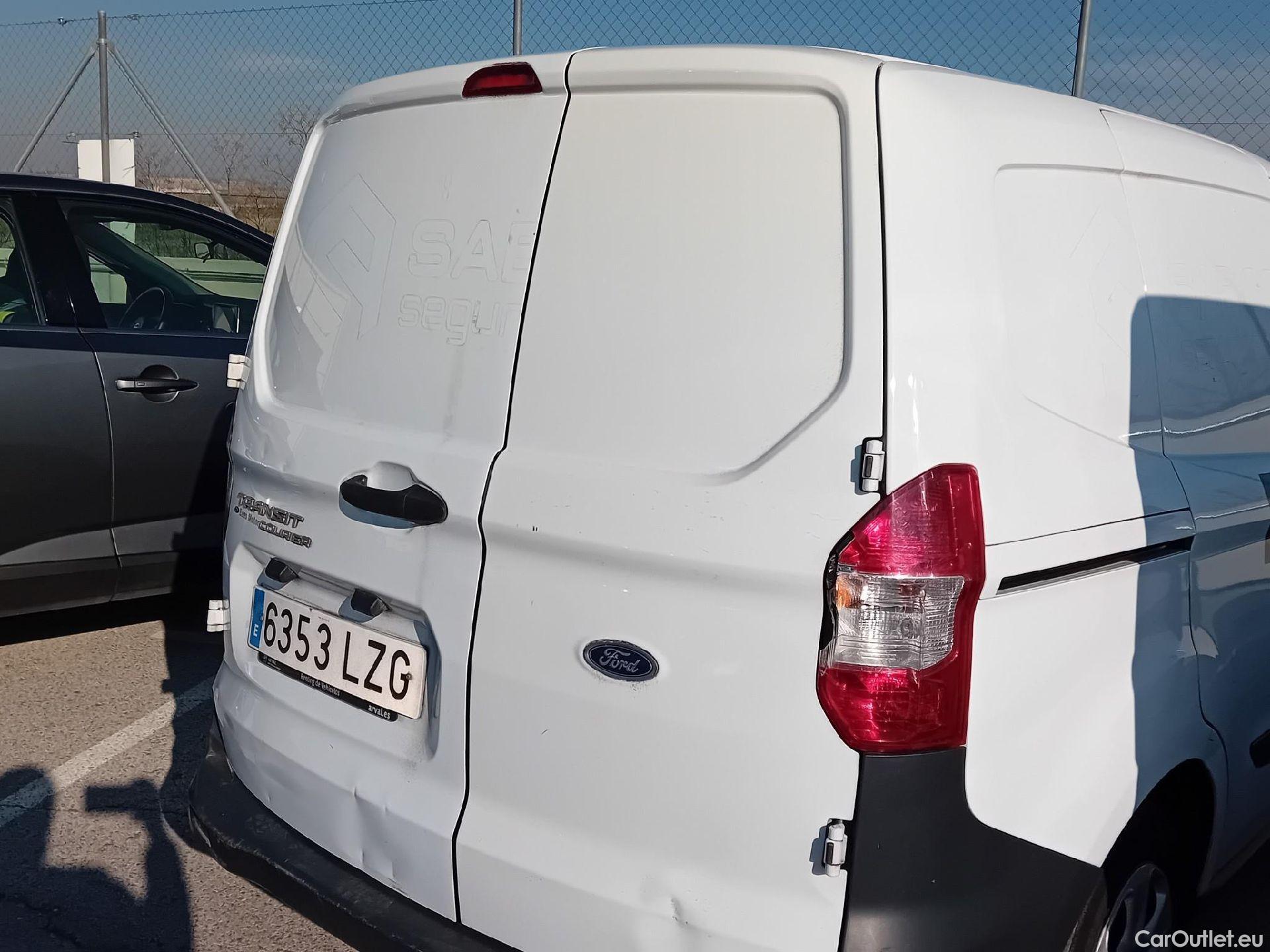  Ford  Transit FORD  Courier/2014/4P/furgón der.turis Van 1.5 TDCi 56kW Trend #22