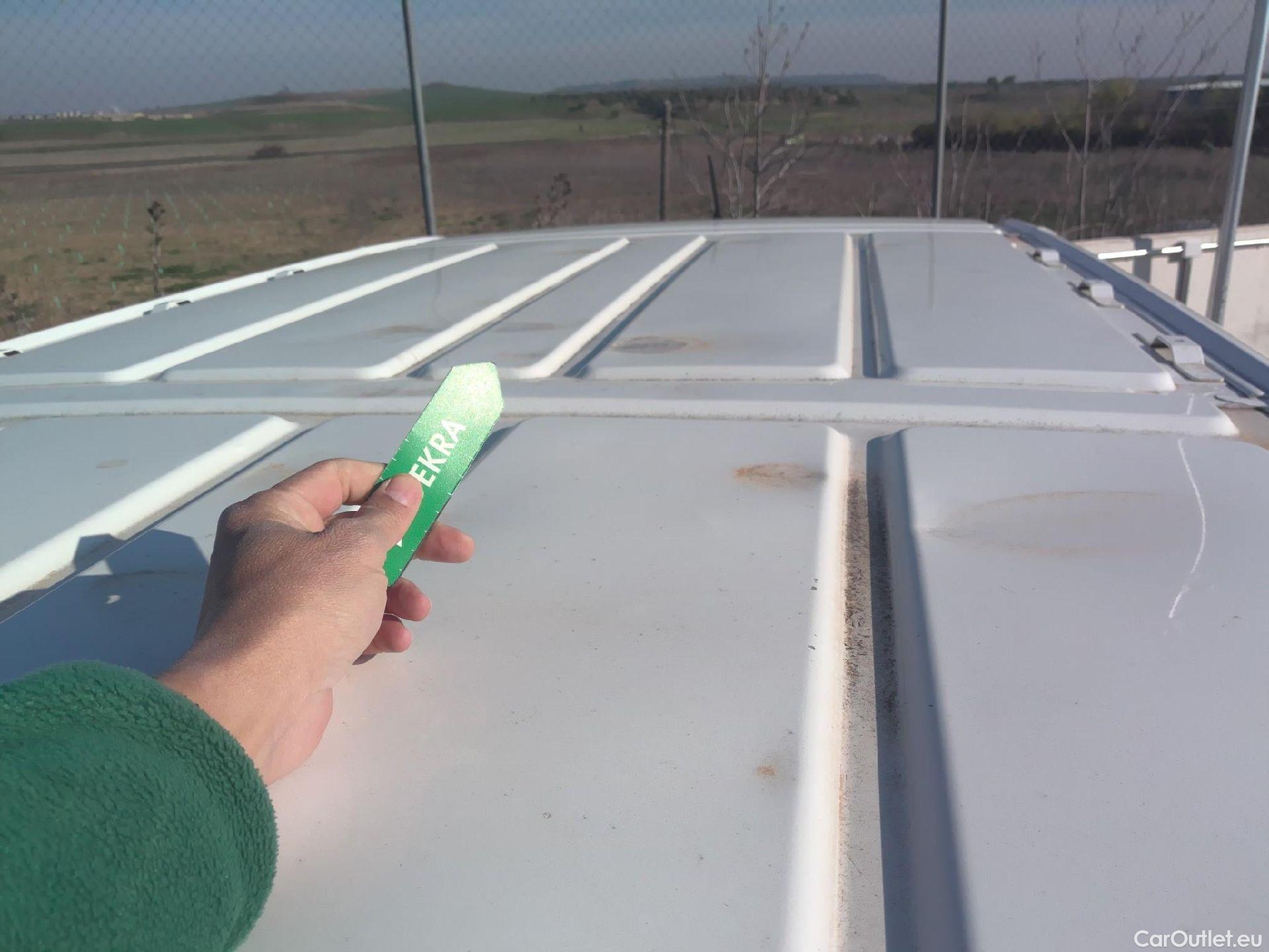  Opel  Vivaro OPEL  / 2019 / 4P / furgón  1.5 Diésel 74kW(100CV)M Std Exp #33