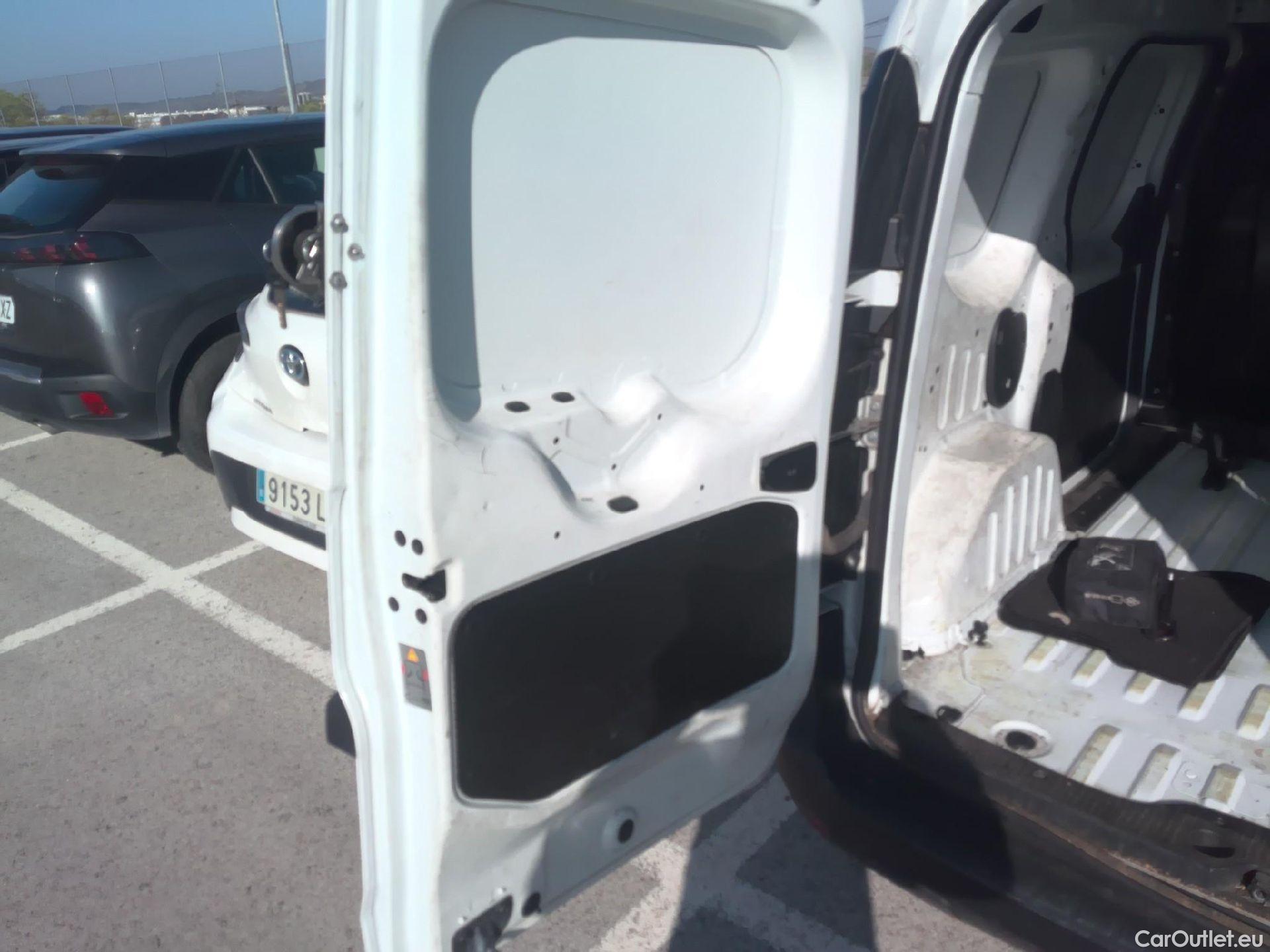  Dacia  Dokker  Express Essential 1.6 SCe 110CV MT5 E6 #7